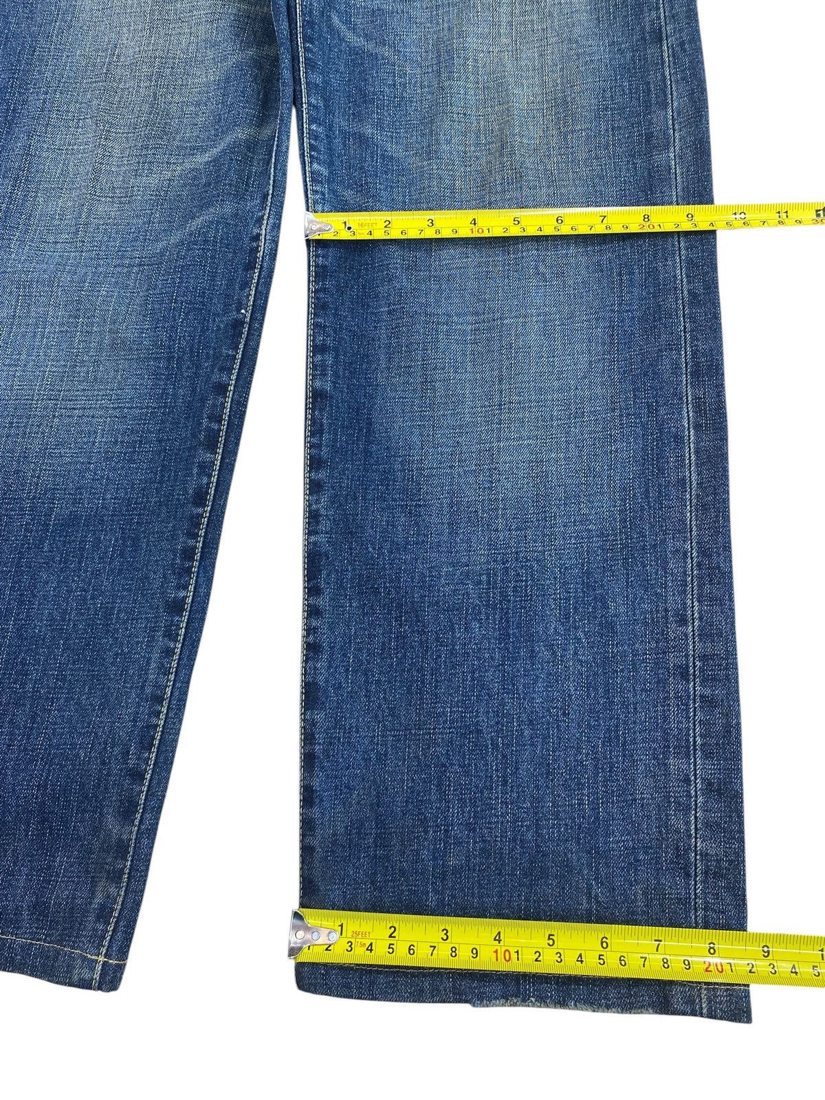 Uniqlo Uniqlo Vintage Faded Wash Style Baggy Jeans Size US 30 / EU 46 - 8 Thumbnail