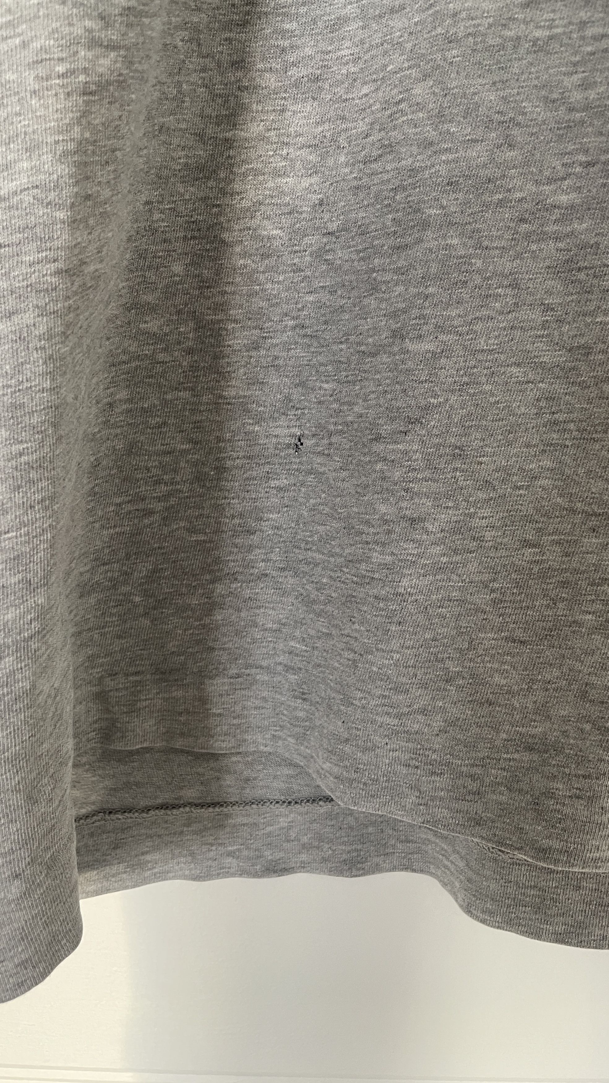 Comme des Garcons PLAY GREY T-SHIRT COMME DES GARÇONS (L) Size US L / EU 52-54 / 3 - 5 Thumbnail