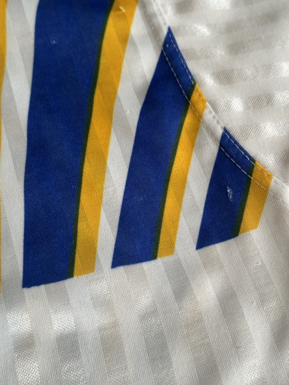 Adidas Vintage 90s FC Dynamo Kyiv away football shirt jersey Size US XL / EU 56 / 4 - 23 Thumbnail