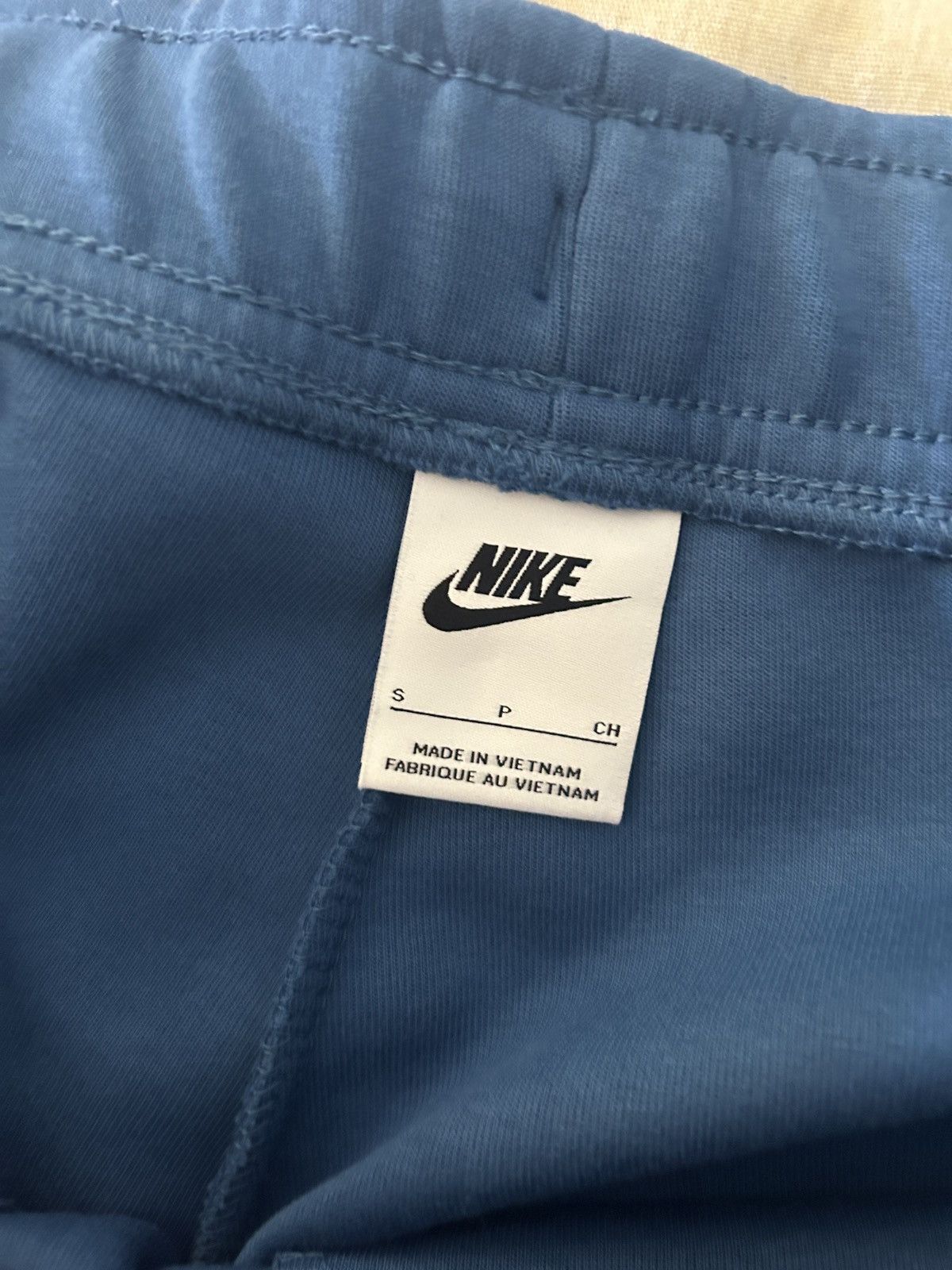 Nike Nike tech shorts Size US 32 / EU 48 - 2 Thumbnail