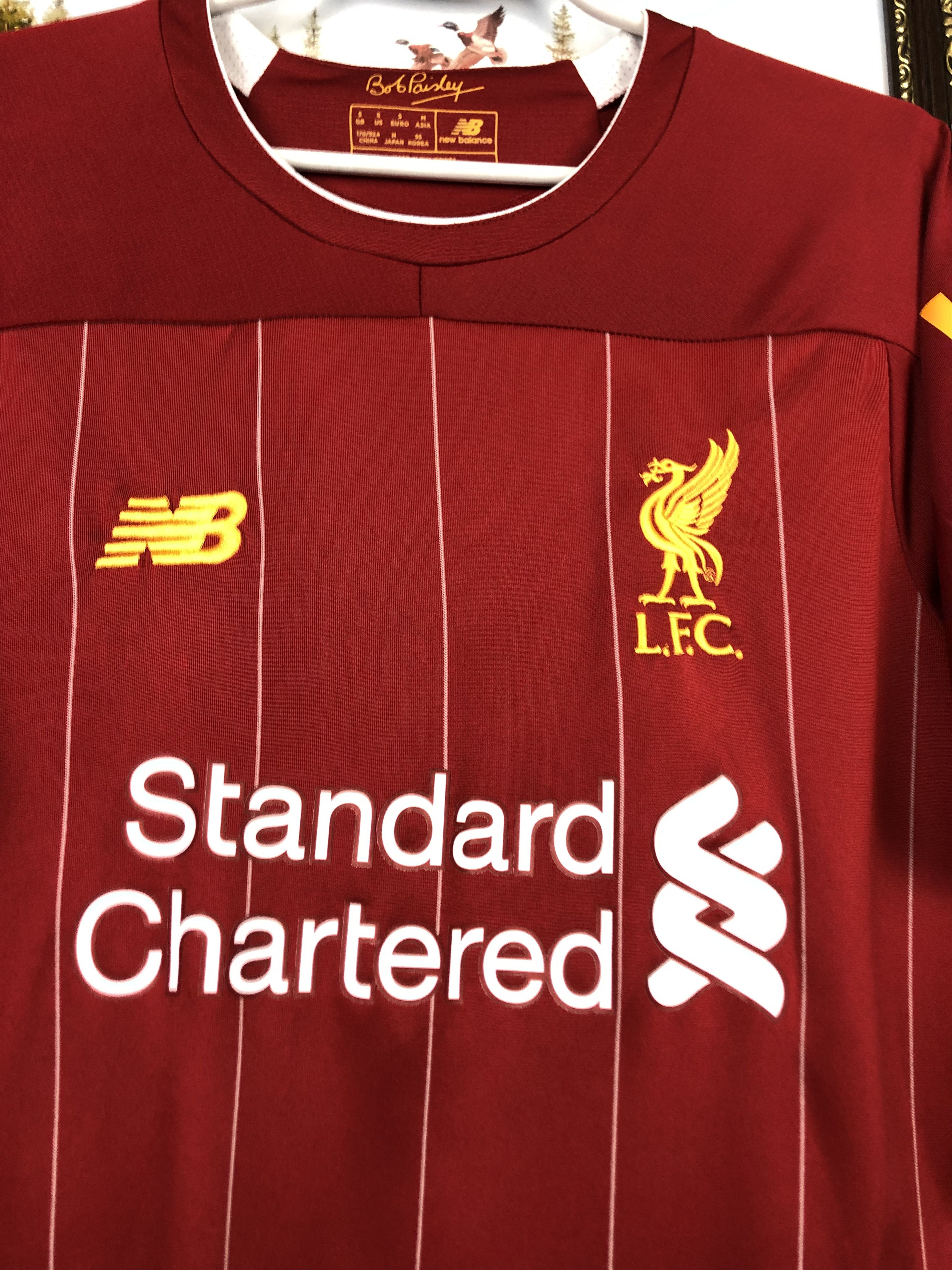 Other Liverpool Home football shirt 2019 Soccer #11 Salah Jersey Size US S / EU 44-46 / 1 - 5 Thumbnail