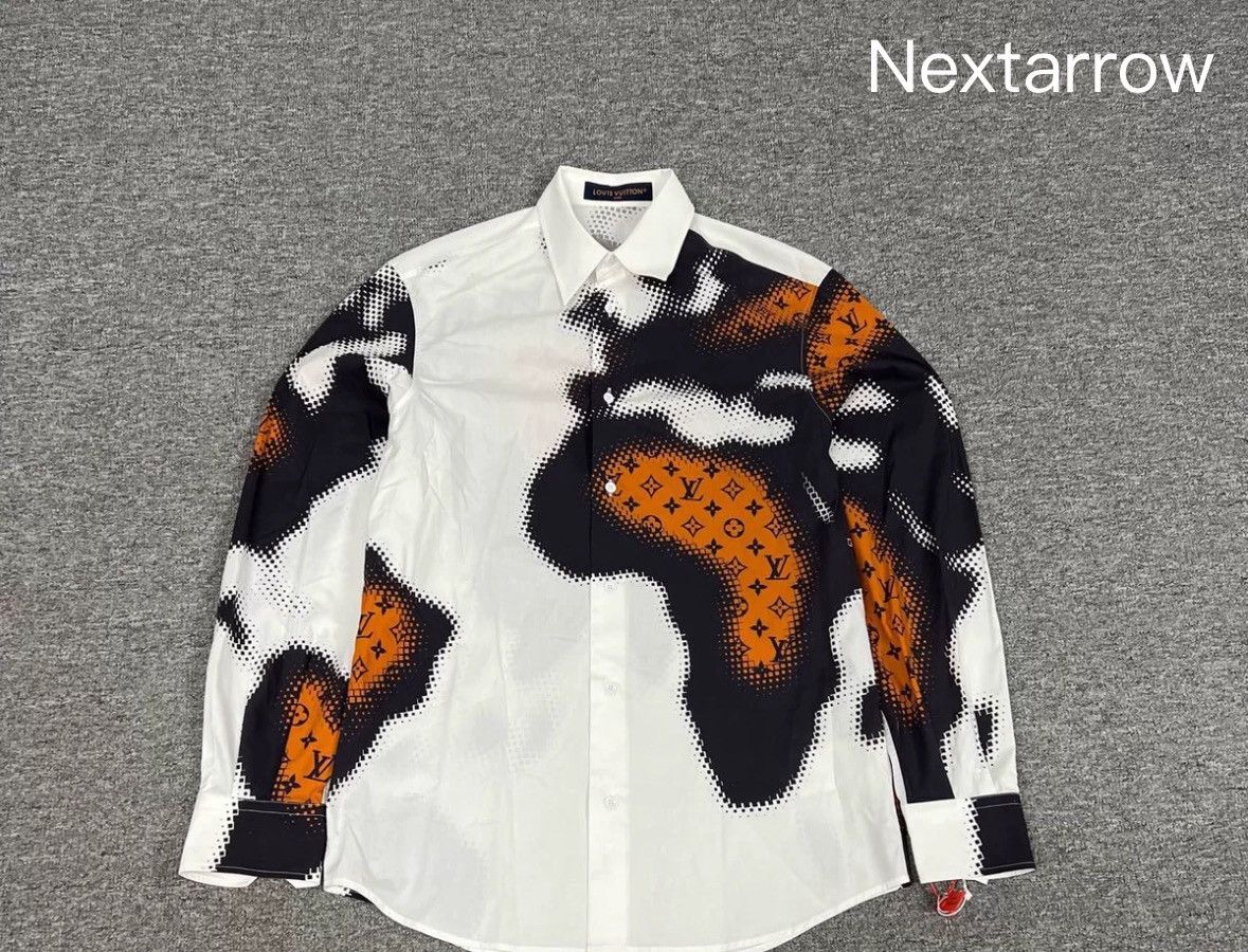 Louis Vuitton Louis Vuitton 24 New Fire Cloud Three Flower Pixel Map Shirt Size US S / EU 44-46 / 1 - 1 Thumbnail