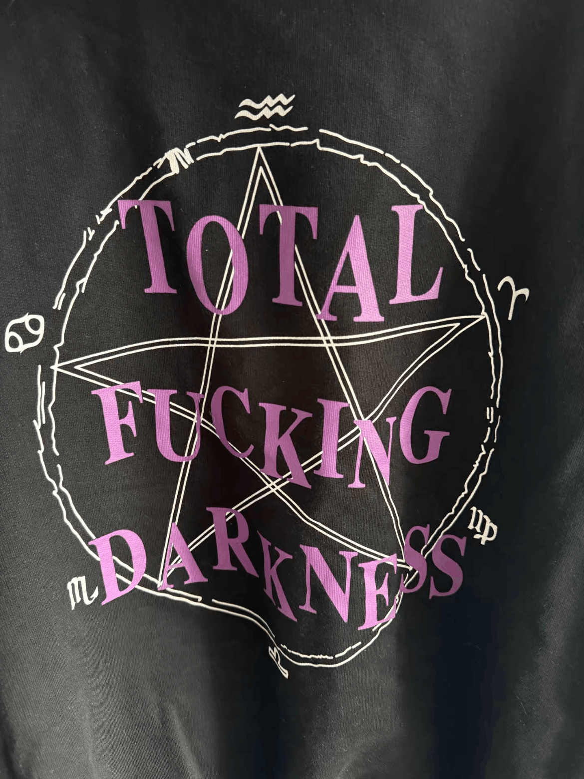 Vetements Vetements Total Fucking Darkness Hoodie Size US L / EU 52-54 / 3 - 4 Thumbnail