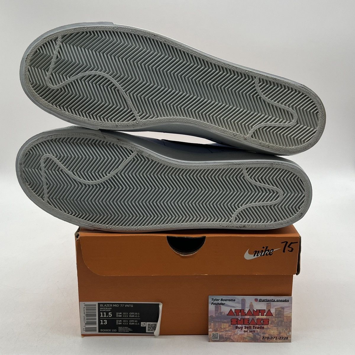 Nike Blazer mid 77 vintage white black Size US 11.5 / EU 44-45 - 8 Thumbnail