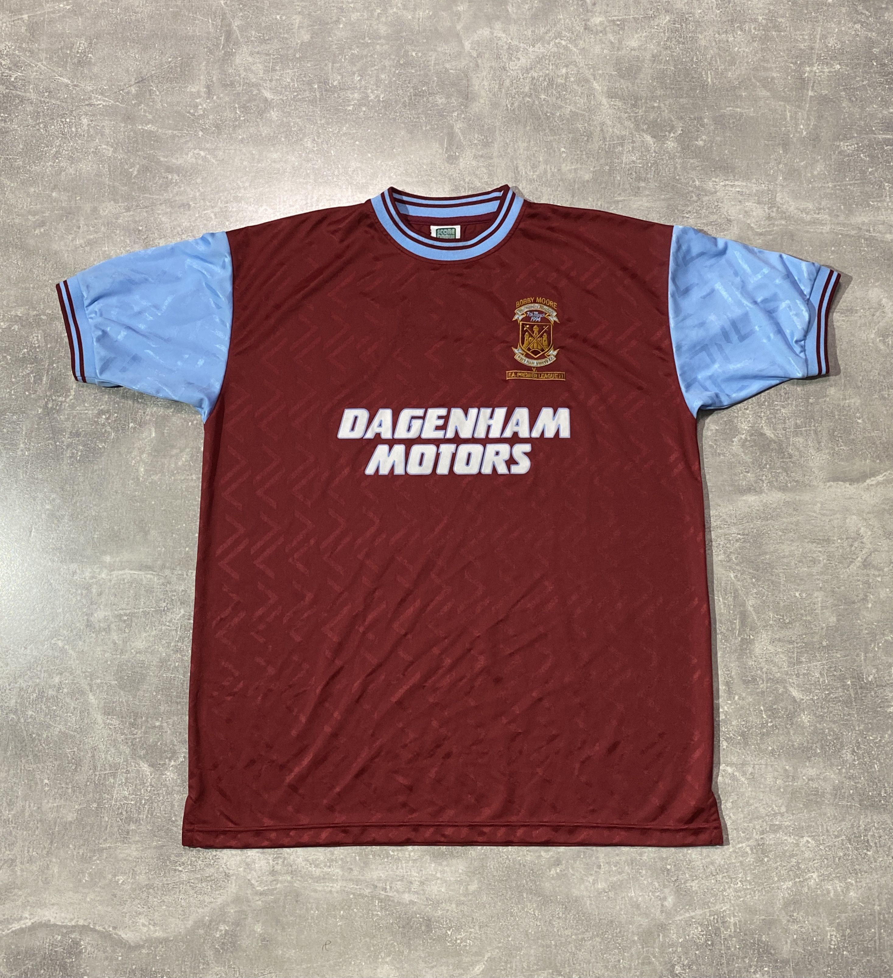 Vintage West Ham United #6 Bobby Moore Soccer Jersey Size US XXL / EU 58 / 5 - 1 Thumbnail