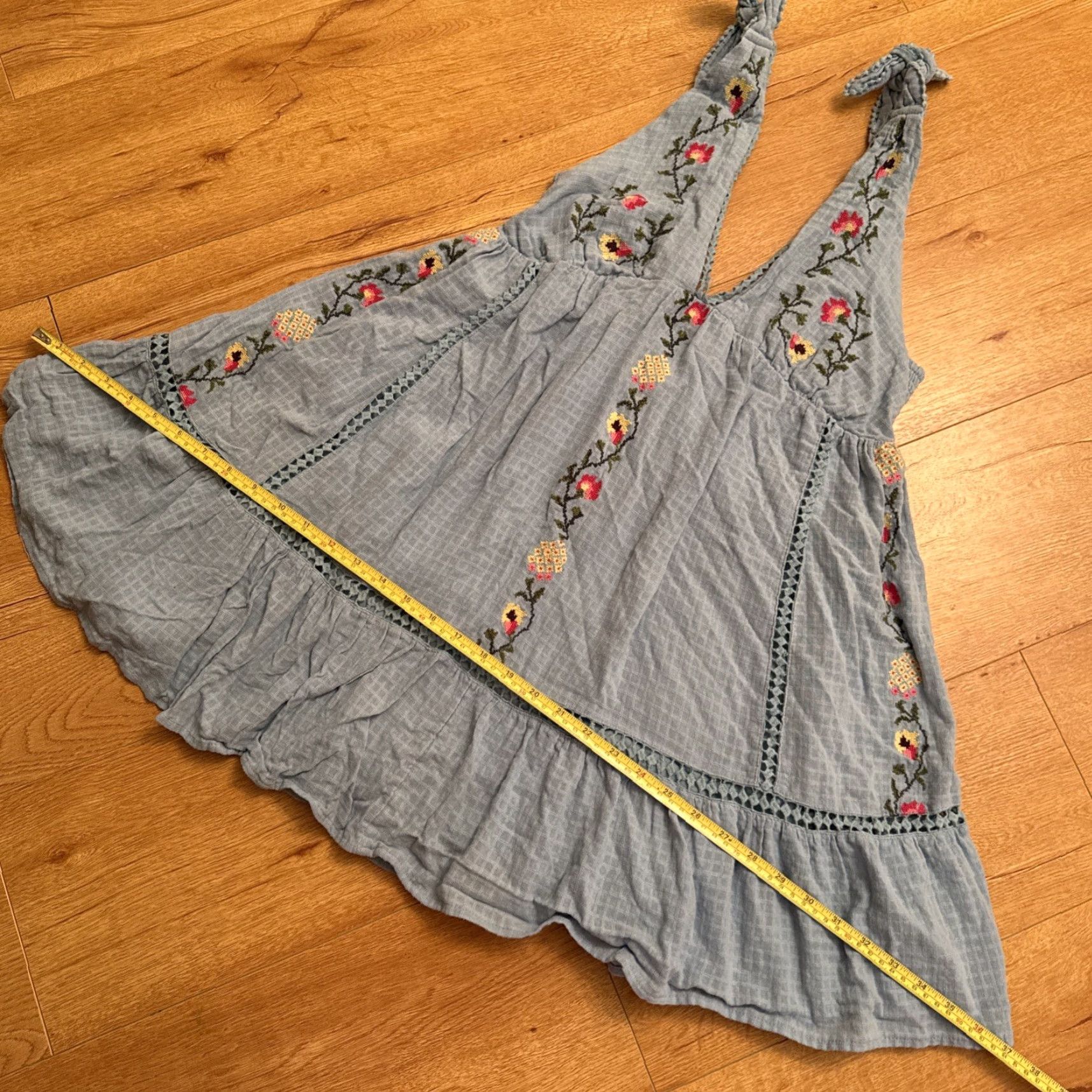 Urban Outfitters Urban Outfitters Women Mini Dress Blue Floral Embroidered Boho Smocked Linen Short Summer Medium Womens Size M / US 6-8 / IT 42-44 - 6 Thumbnail