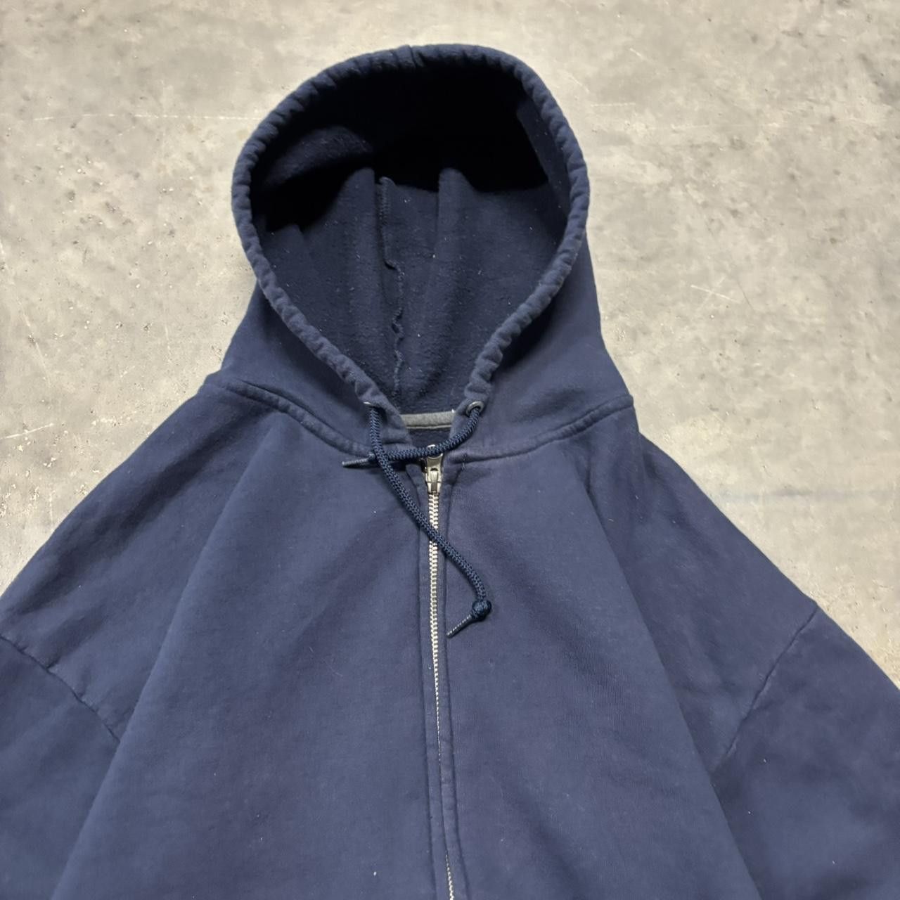 Japanese Brand × Vintage Crazy Vintage Y2K/2000s Navy Blue Blank Russell Style Essential Zip Up Hoodie! Size US L / EU 52-54 / 3 - 2 Thumbnail