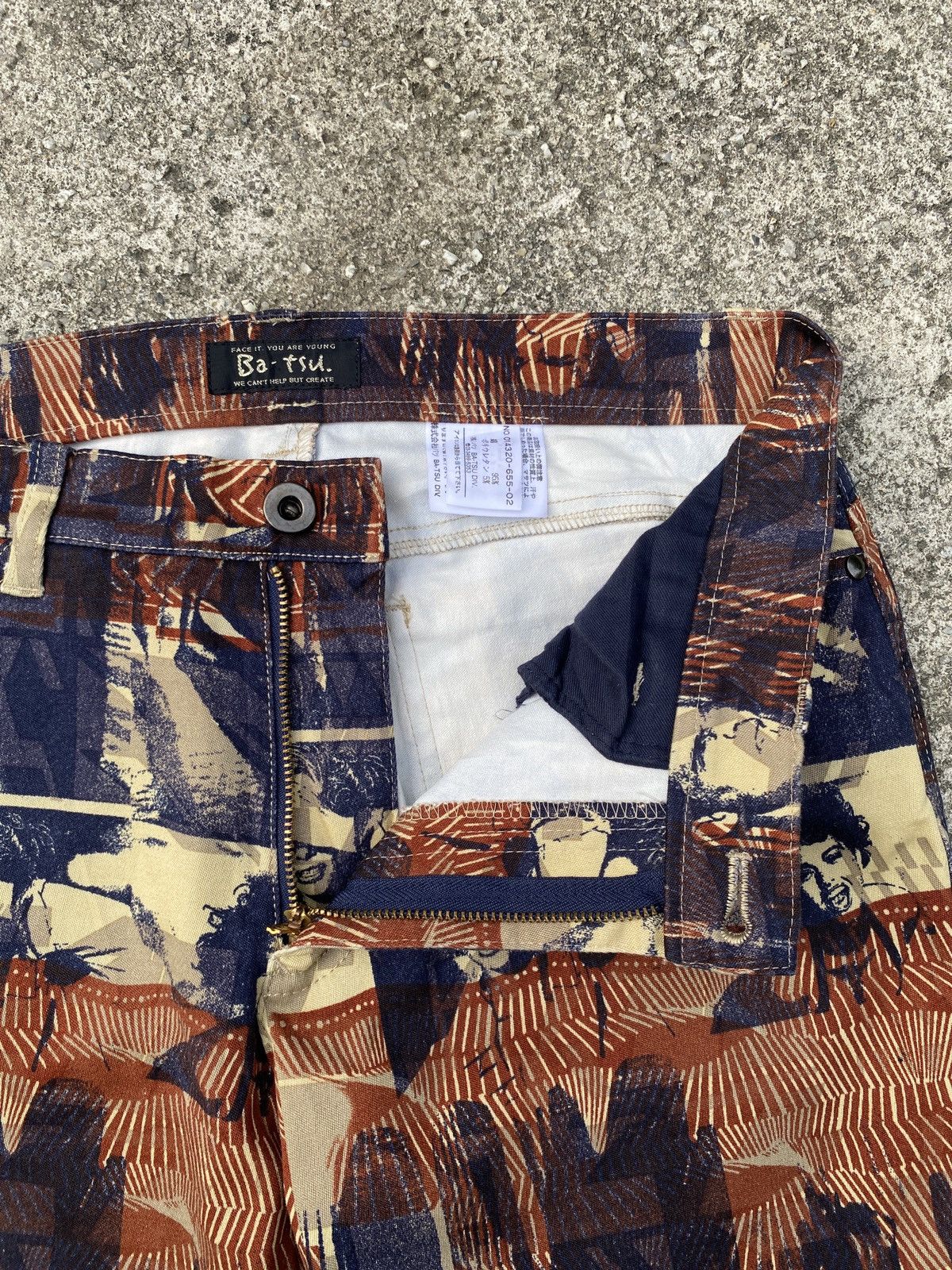 Hysteric Glamour × Japanese Brand × Jean Paul Gaultier Bat - su Japan Overprint Strechable Released Leg Pant Size US 29 - 10 Thumbnail