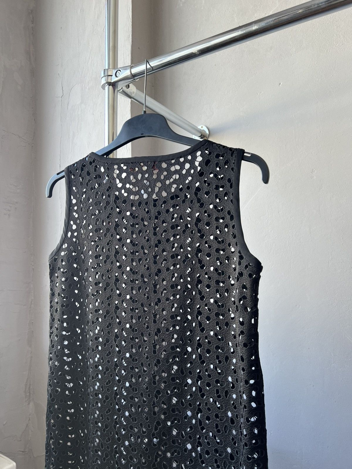 Max Mara MAX MARA STUDIO BLACK OPENWORK SLEEVELESS BOXY STYLE DRESS Size M / US 6-8 / IT 42-44 - 14 Thumbnail