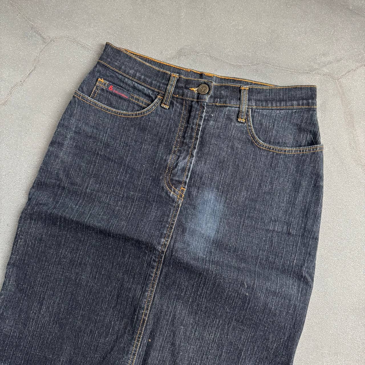 Dolce & Gabbana × Vintage Dolce & Gabbana Vintage Washed Denim Midi Skirt Size 26" / US 2 / IT 38 - 7 Thumbnail