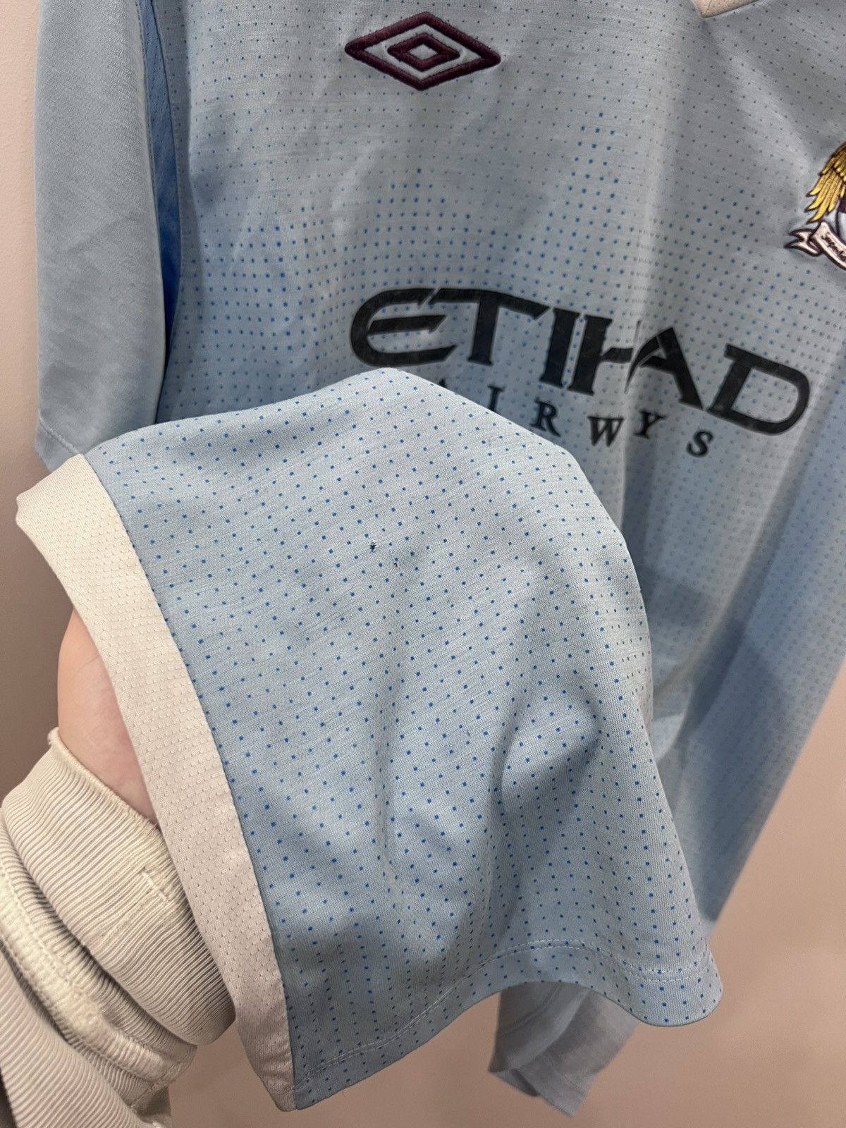 Umbro VERY RARE Vintage umbro manchester city XL Size US L / EU 52-54 / 3 - 4 Thumbnail