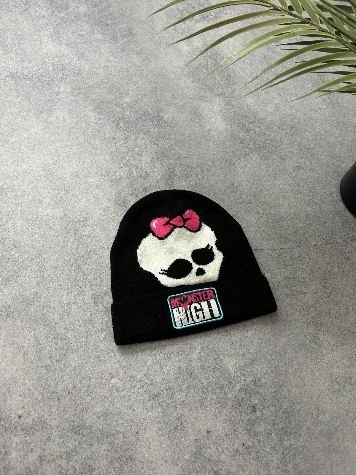Japanese Brand Monster High Big logo hats mes y2k avant-garden Size ONE SIZE - 1 Thumbnail