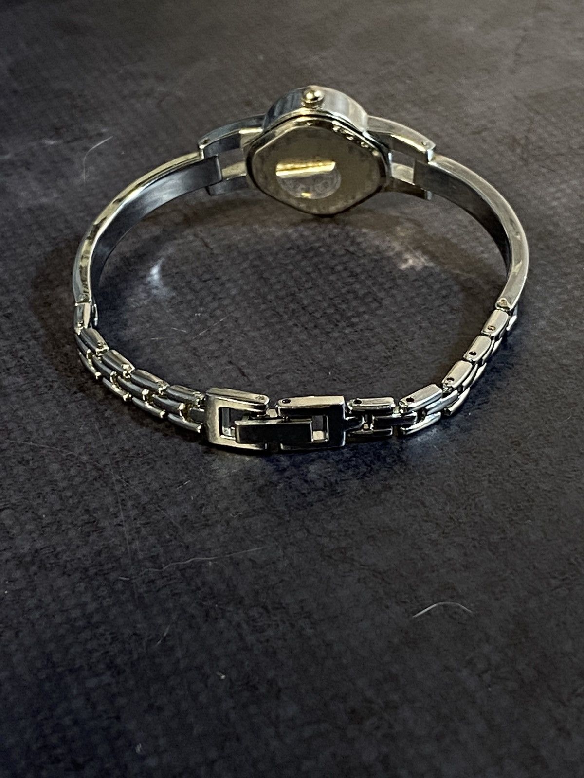 Japanese Brand × Jewelry Minimalist Oval Quartz Watch Japanese Brand Size ONE SIZE - 7 Thumbnail