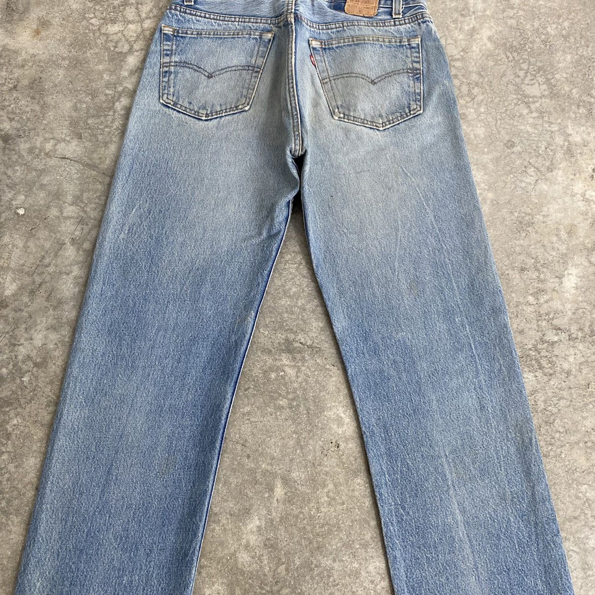 Levi's Vintage 80’s Levis 501 Faded Blue Ripped Denim Jeans Size US 31 - 17 Thumbnail