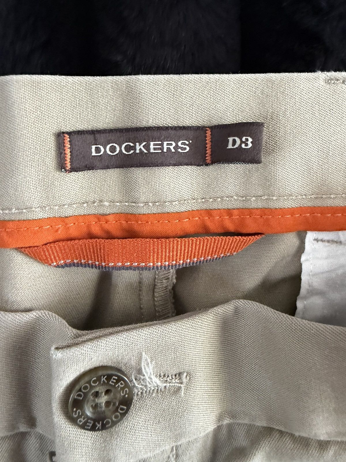 Dockers Dockers D3 Classic Pleated Front Preppy Chino Khakis 35x30 Size US 35 - 5 Thumbnail