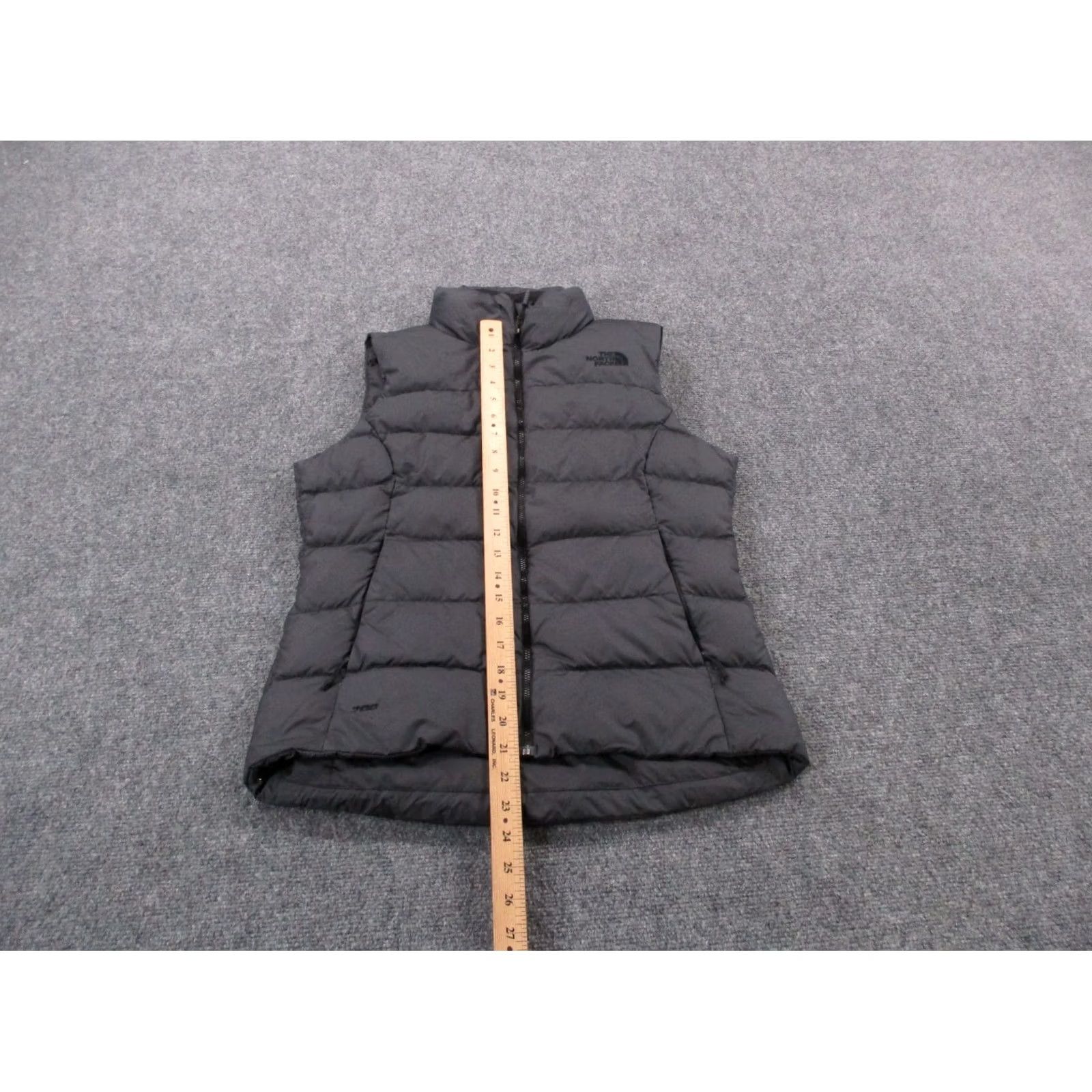 The North Face The North Face Vest Womens S Black Quilted Down Puffer 700 Hiking Outdoor Jacket? Size S / US 4 / IT 40 - 3 Thumbnail