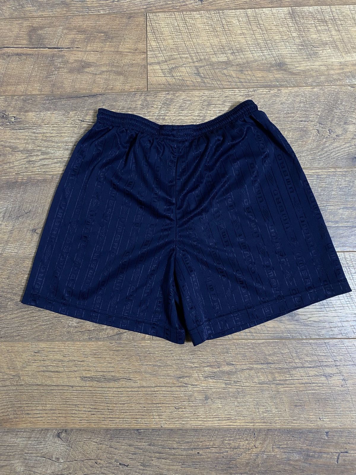 Umbro Vintage Umbro Monogram Jacquard Logo Soccer Shorts Navy M Size US 31 - 6 Thumbnail