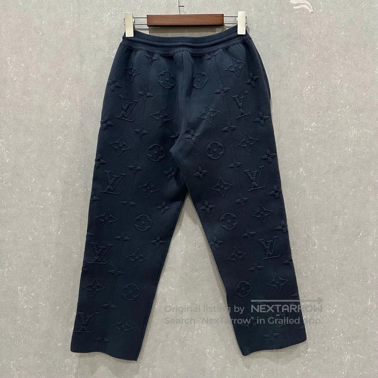 Louis Vuitton Louis Vuitton Logo Drawstring Sweatpants. Size 30" / US 8 / IT 44 - 2 Thumbnail