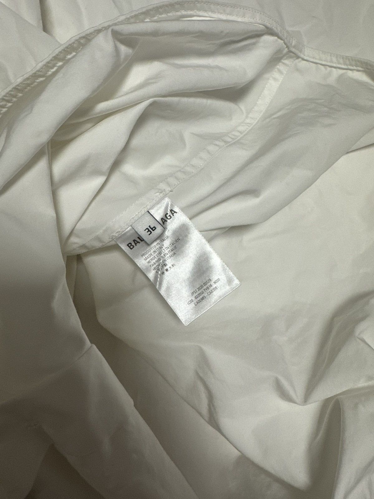 Balenciaga Balenciaga Oversized Shirt in White Poplin Size US M / EU 48-50 / 2 - 8 Thumbnail