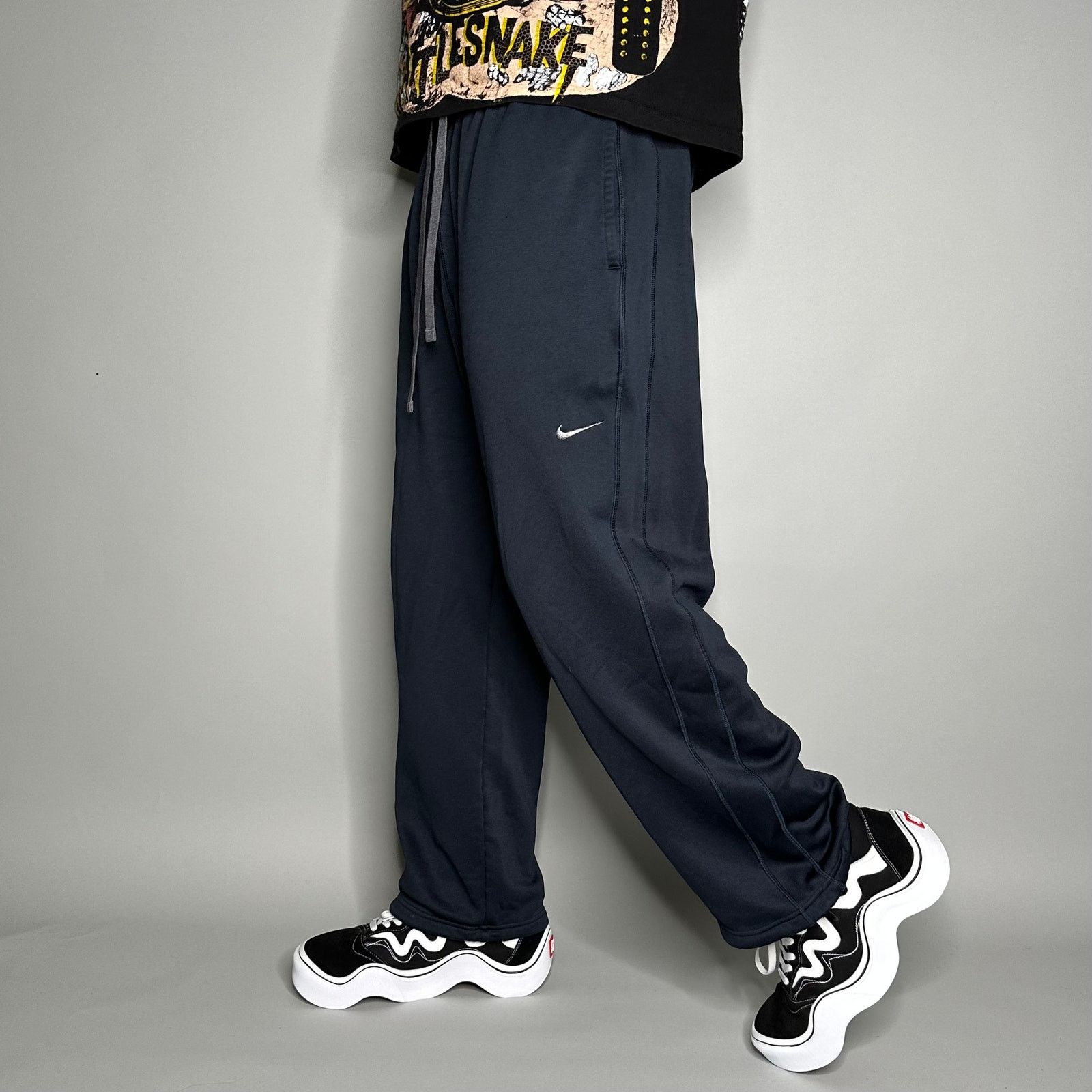 Nike Sweatpants Dark Navy Blue Polyester Grey Therma Fit