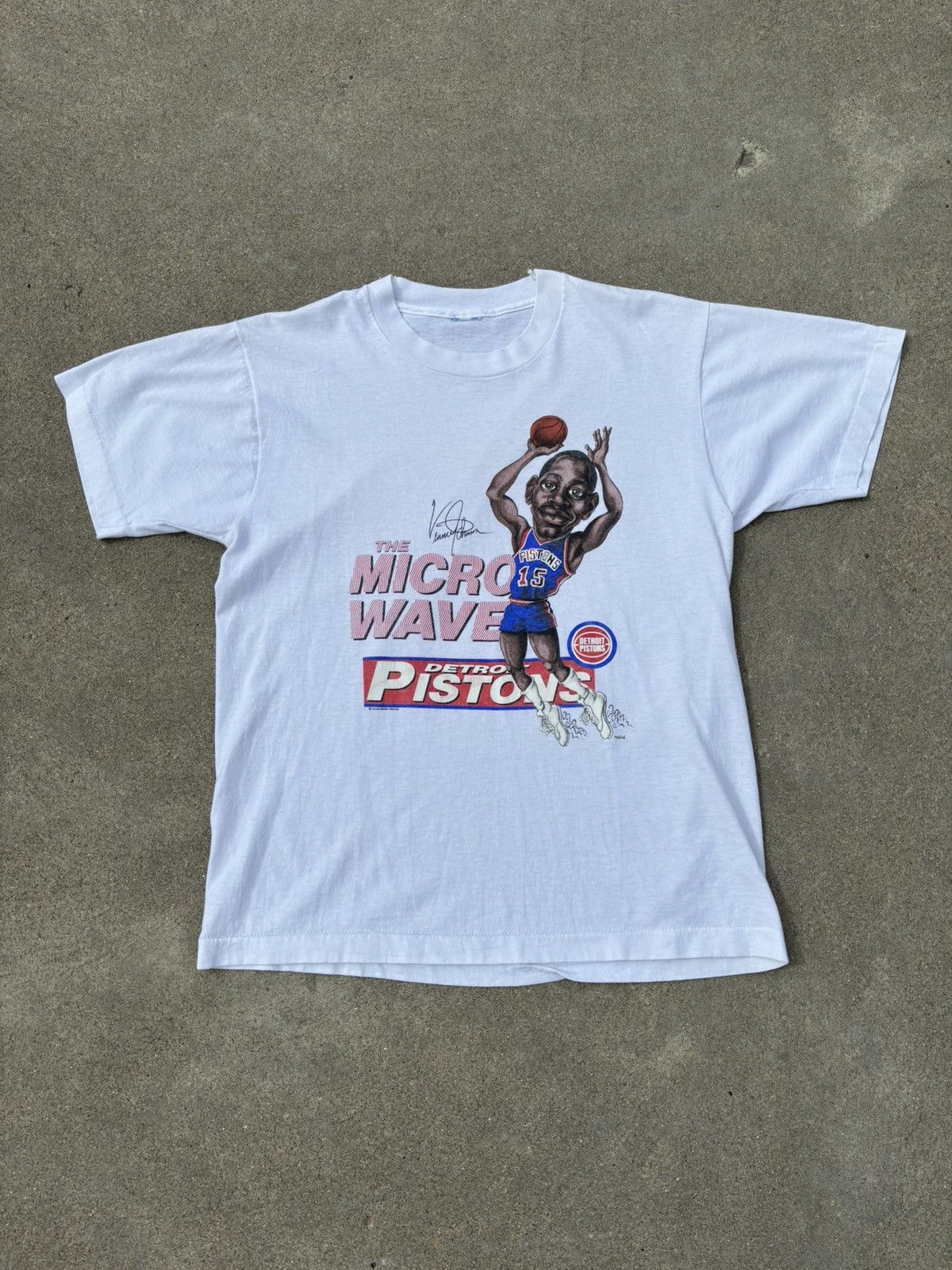 Vintage RARE Vintage 90s Detroit Pistons Vinnie Johnson Caricature Size US M / EU 48-50 / 2 - 1 Thumbnail