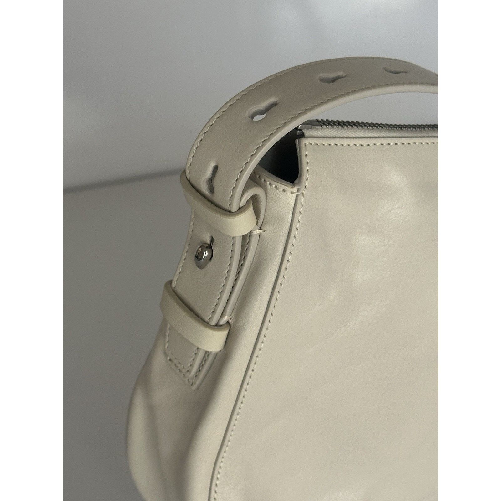 Burberry Burberry Small Knight Crinkled Leather Shoulder Bag 80816761 Size ONE SIZE - 4 Thumbnail