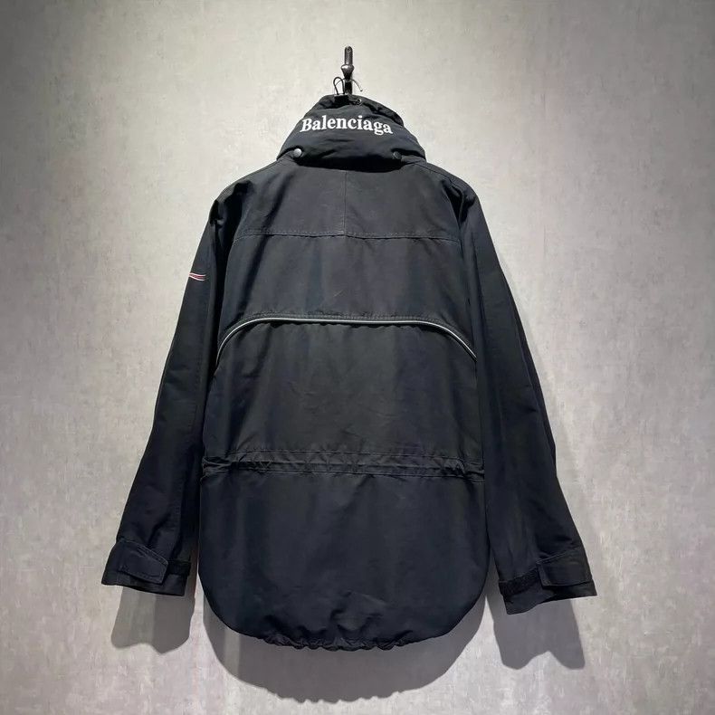 Balenciaga Balenciaga Solid color zipper Parker coat Size US S / EU 44-46 / 1 - 3 Thumbnail