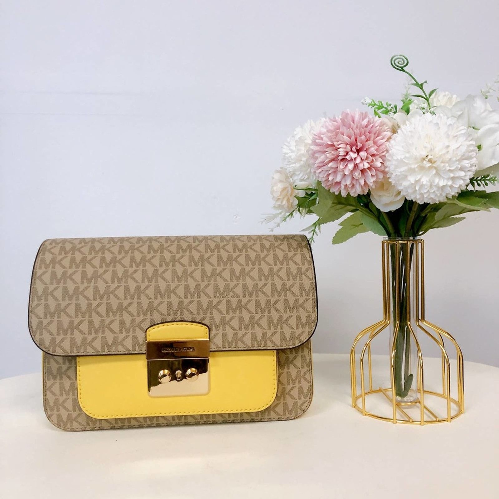 Michael Kors Michael Kors 35S3GS9M2B Sloan Editor Medium Flap Messenger Size ONE SIZE - 2 Thumbnail