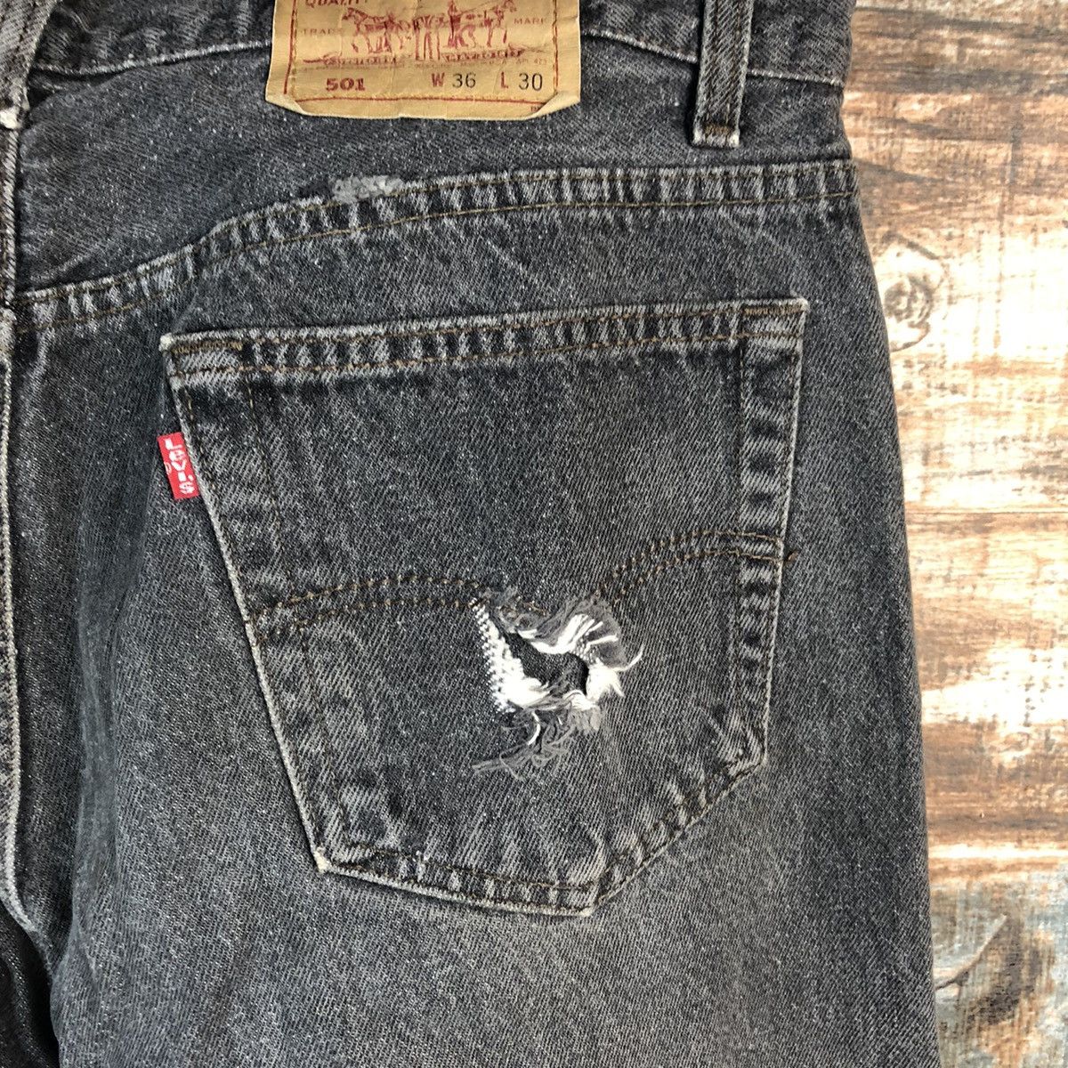 Levi's Levis 501 vintage Grey ripped Distressed Denim Pants #A2604 Size US 36 / EU 52 - 18 Thumbnail