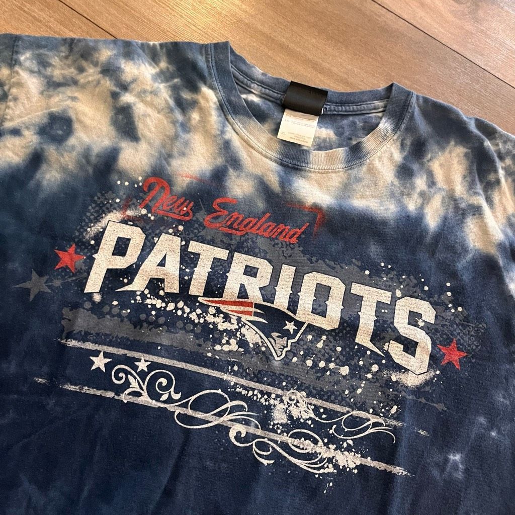 NFL Lot of 2 NFL New England Patriots Tie Dye Graphic Tshirts Me Size US XL / EU 56 / 4 - 6 Thumbnail
