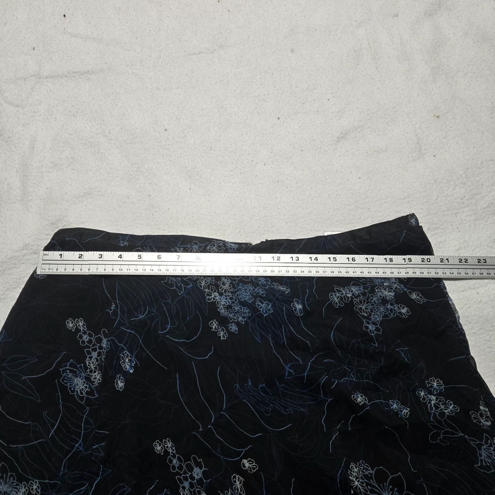 Vintage Sag Harbor Skirt Women Long Pleated Size 20W Navy Blue Floral Print 20W Womens Skirt Size 42" / US 20 - 4 Thumbnail