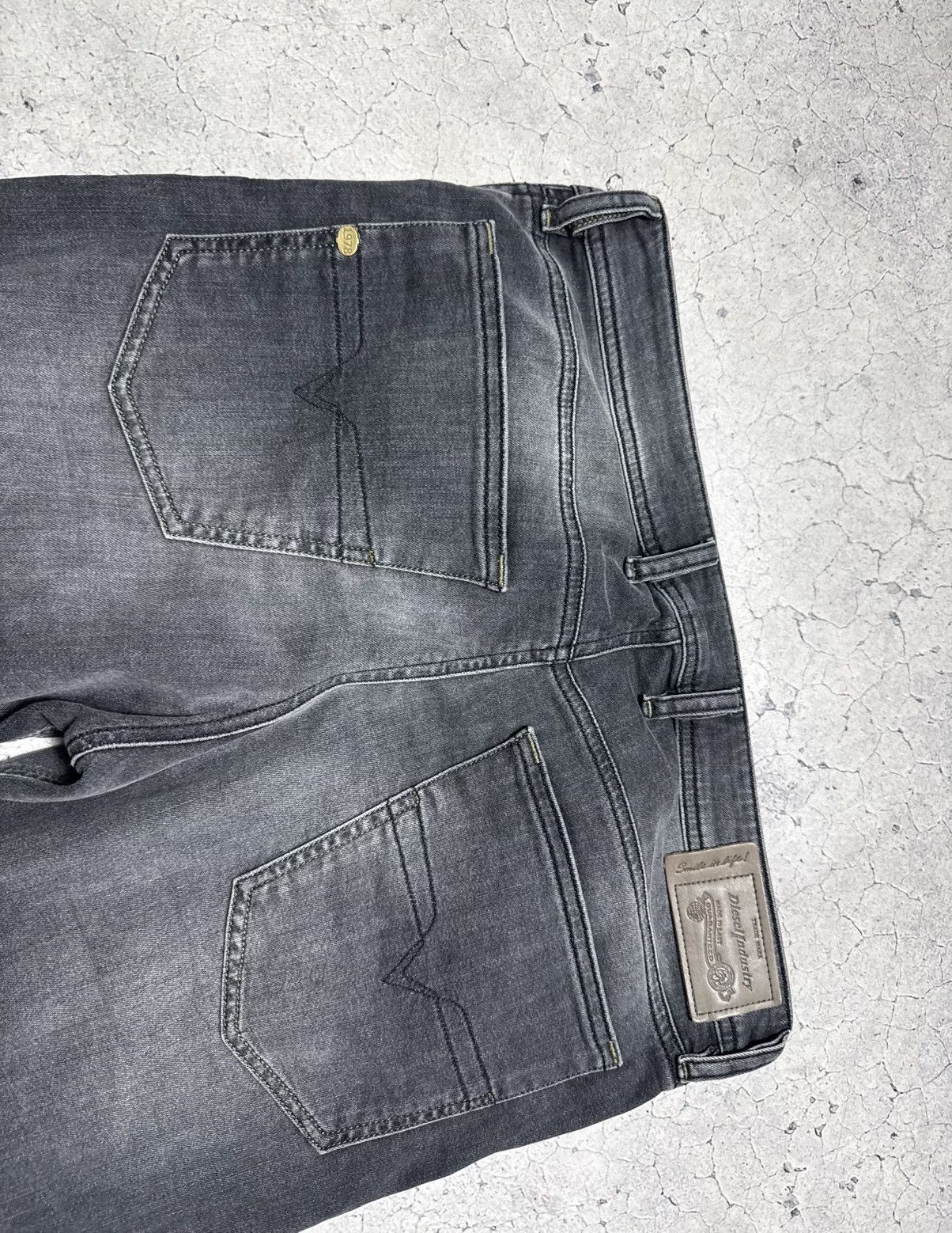 Diesel Diesel Industry Baggy Denim Jeans 32x30 Size US 32 / EU 48 - 10 Thumbnail