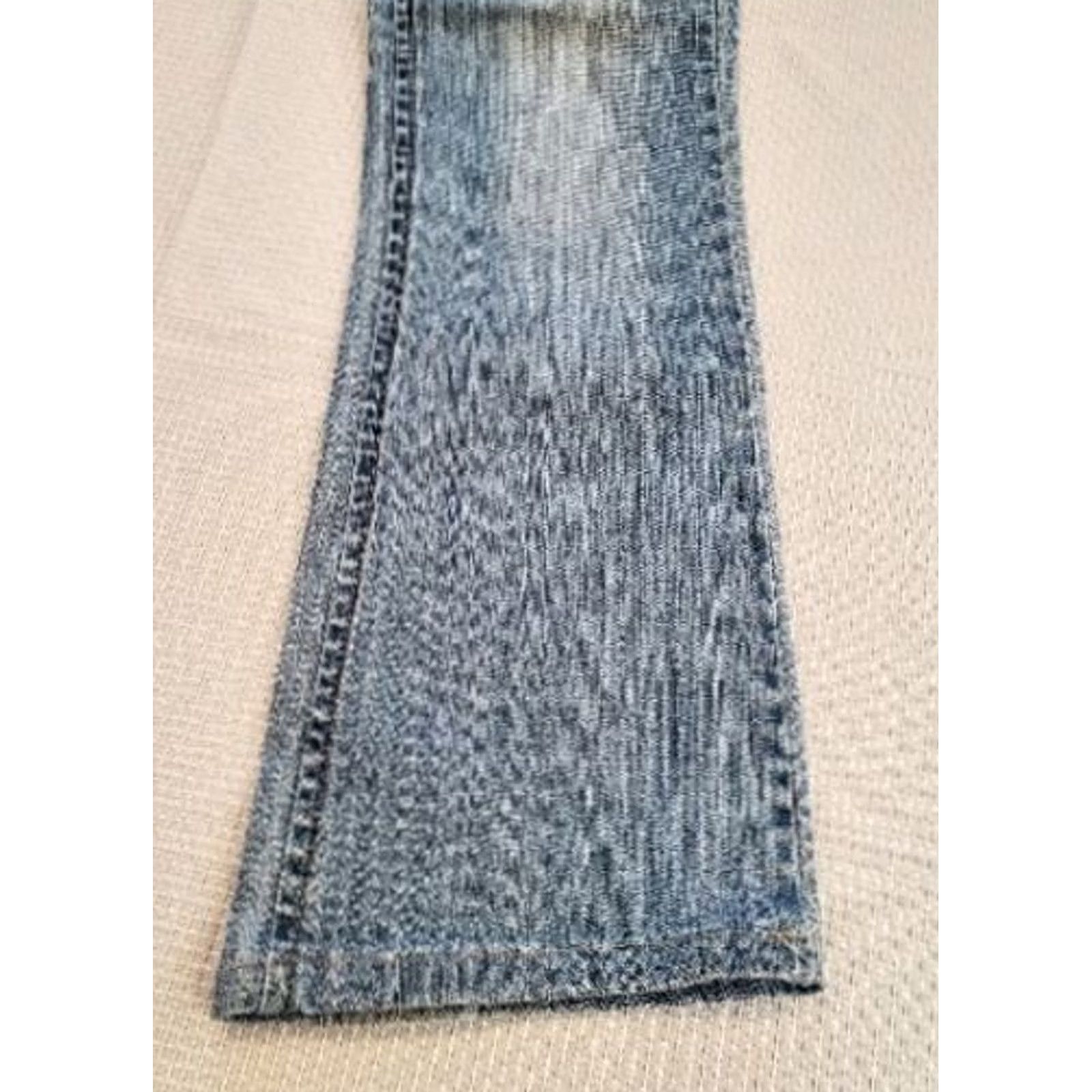 Wrangler VINTAGE Wrangler Jeans Womens 5 Pocket Light Blue Low Rise Slim 30in Embroidered Studded Rhinestone Y2K Houston 2000s Shirt? Size 27" / US 4 / IT 40 - 2 Thumbnail