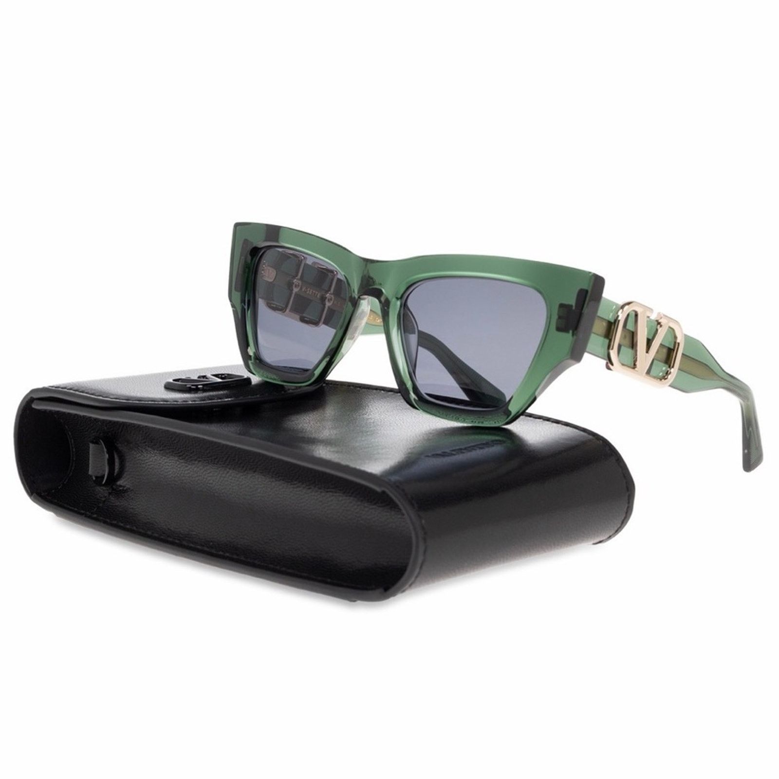 Valentino New! Valentino V SETTE-VLS-166D, Stylish Green Sunglasses Size ONE SIZE - 1 Thumbnail
