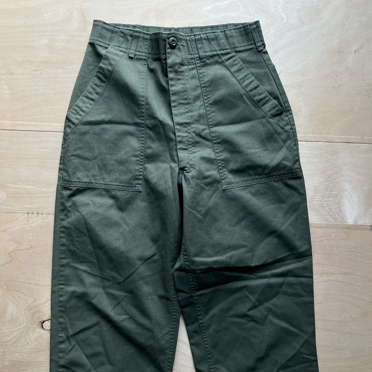 Vintage Vintage Military OG 507 Pants 26x28.5 Green Army Workwear Size US 26 / EU 42 - 2 Preview