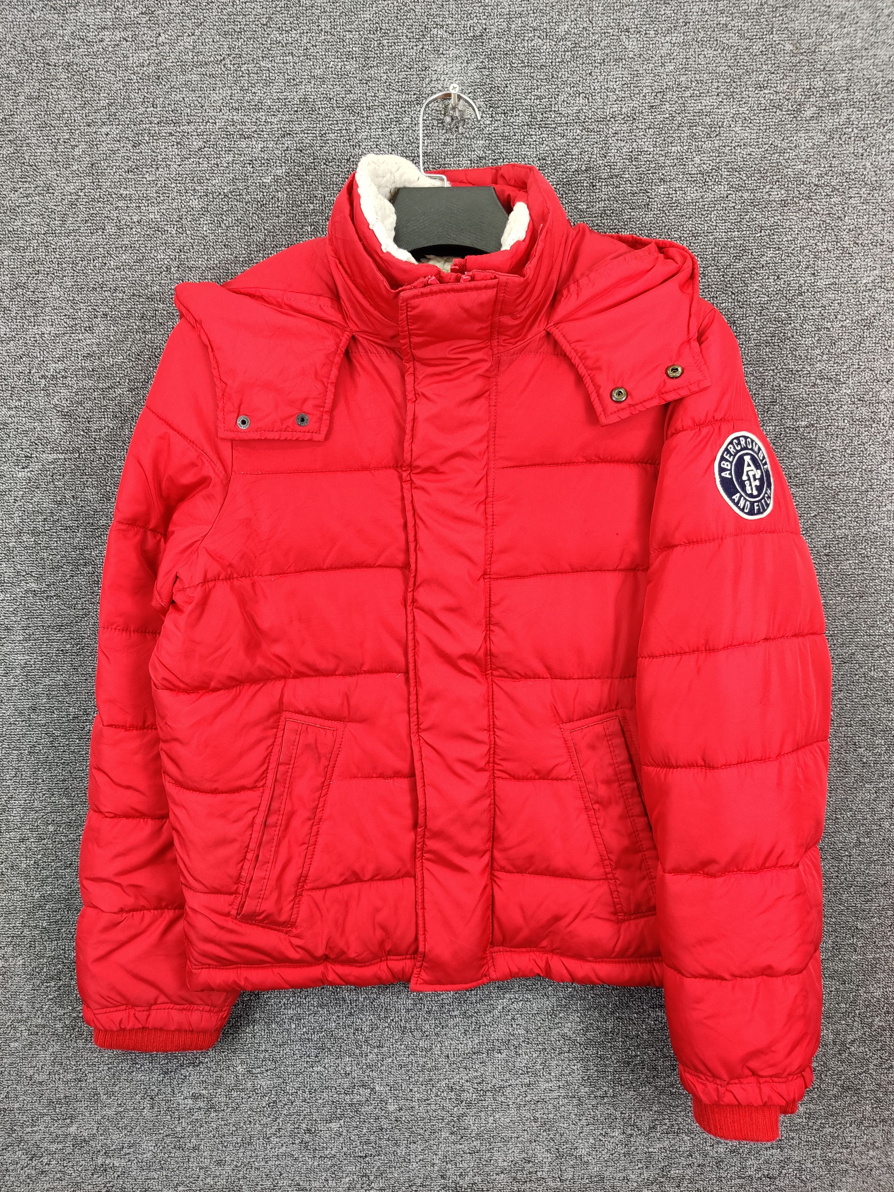 Abercrombie & Fitch Abercrombie & Fitch Quilted Sherpa Hooded Puffer Jacket Size US S / EU 44-46 / 1 - 1 Thumbnail