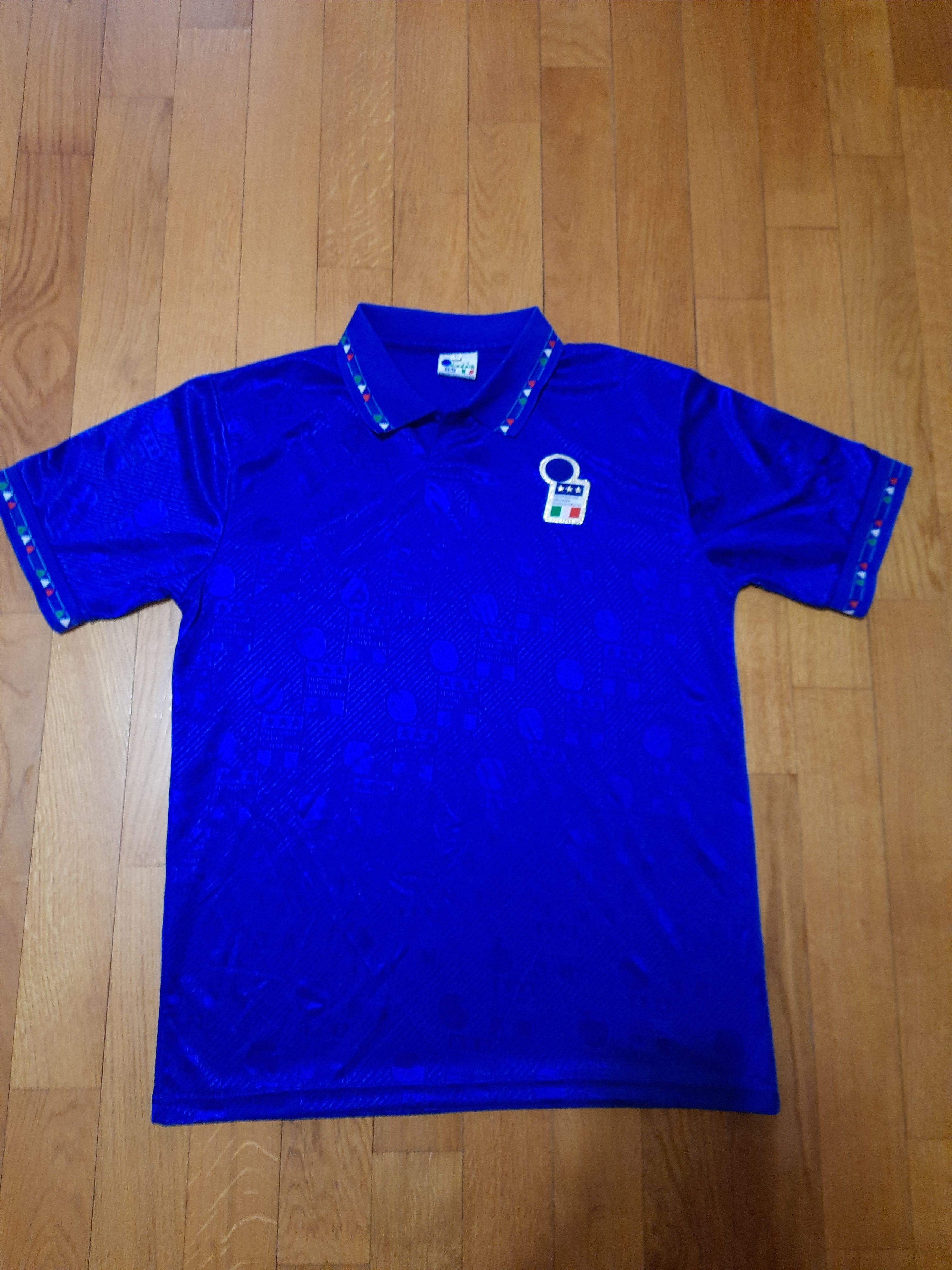 Sports Specialties Italy National Team Retro Vintage Soccer Football Size US L / EU 52-54 / 3 - 7 Thumbnail
