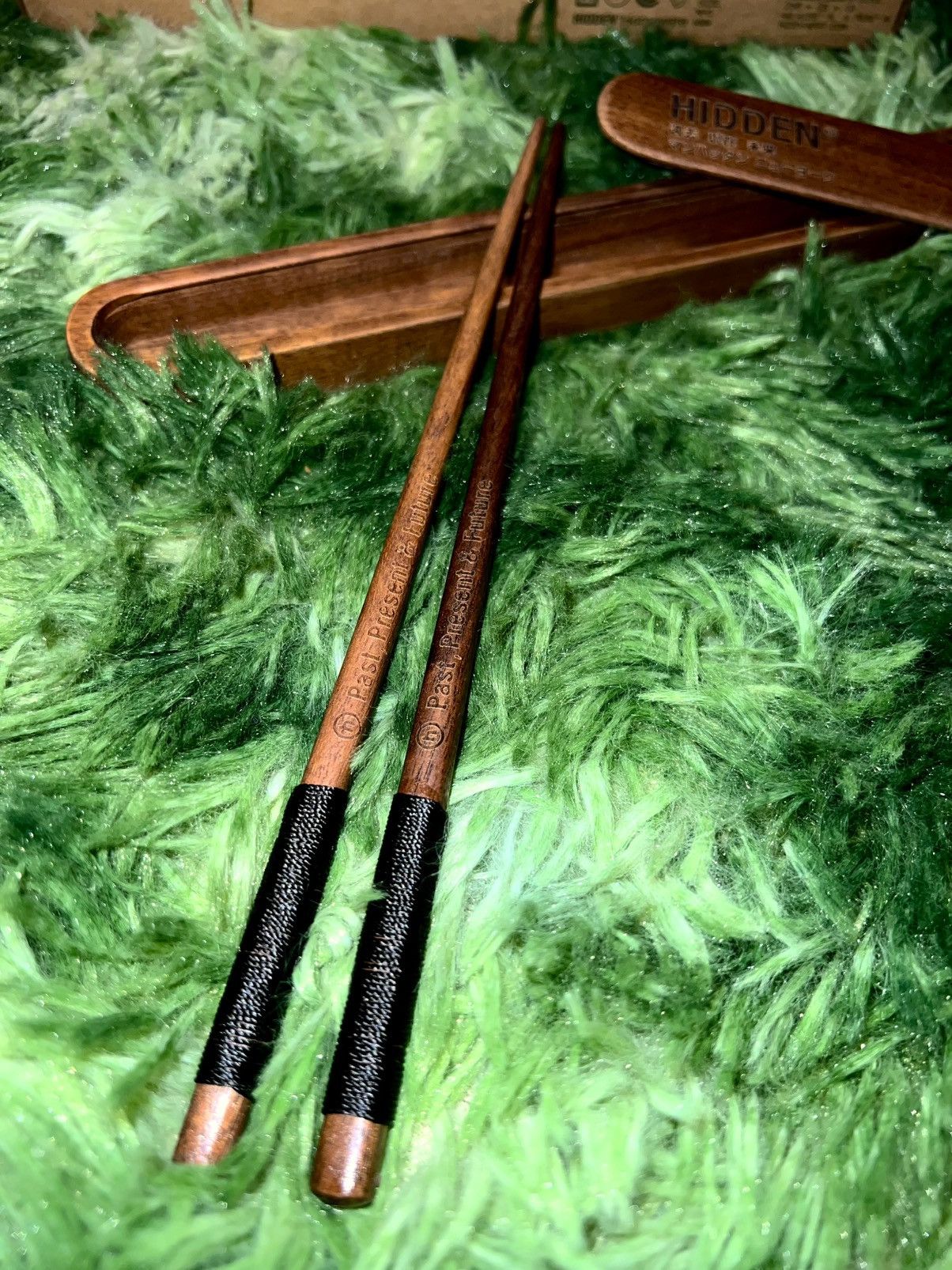 HIDDEN Hidden NY chop sticks! Size ONE SIZE - 3 Thumbnail