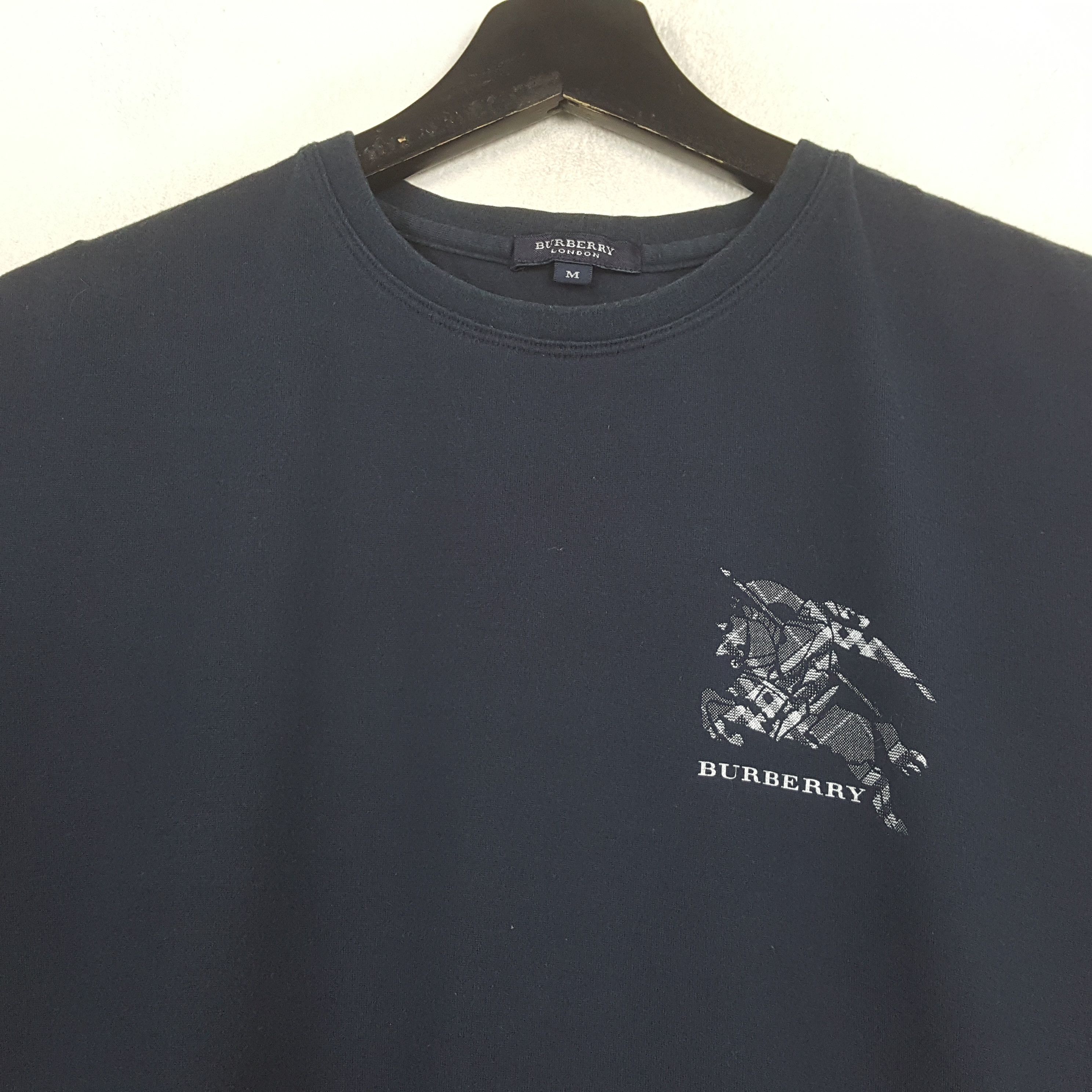 Burberry BURBERRY LONDON Fashion Brand Custom Art Tshirt C285N54 Size US L / EU 52-54 / 3 - 4 Thumbnail