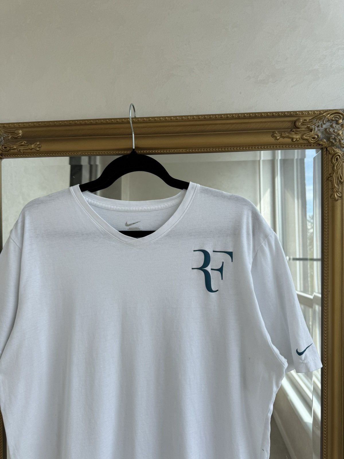 Nike Nike x Roger Federer "RF" Logo V-Neck Tee – Tennis Essential Size US L / EU 52-54 / 3 - 4 Thumbnail