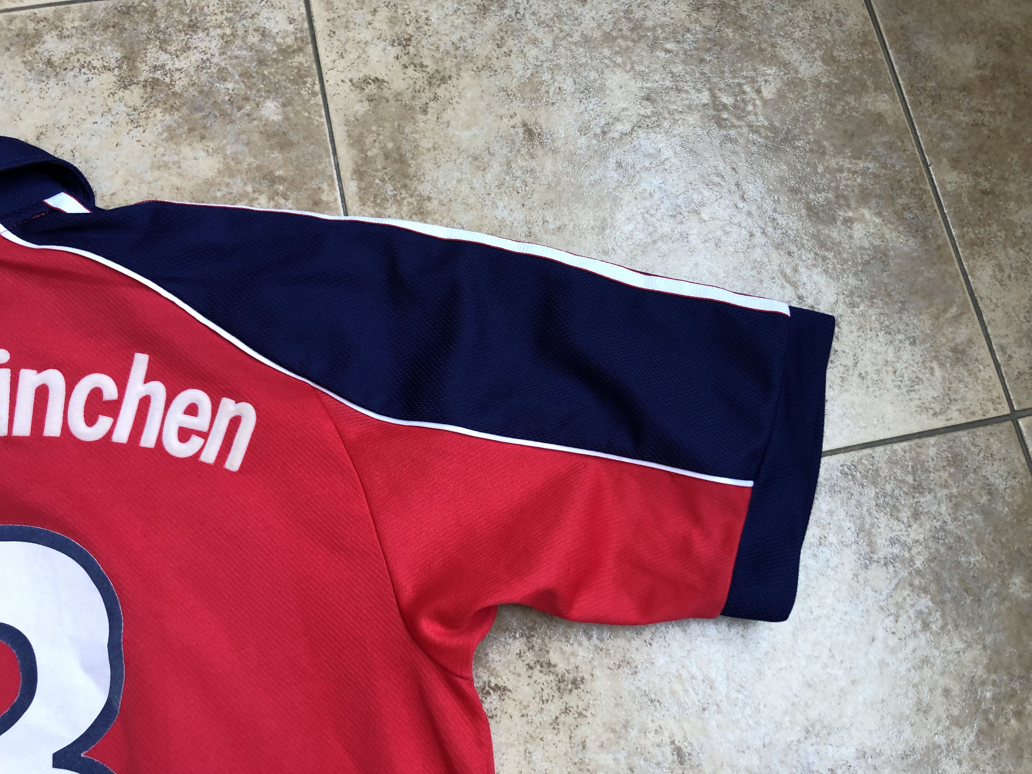 Adidas Bayern Munich Home Football Shirt 1999-2001 #13 Sergio Size US S / EU 44-46 / 1 - 17 Thumbnail