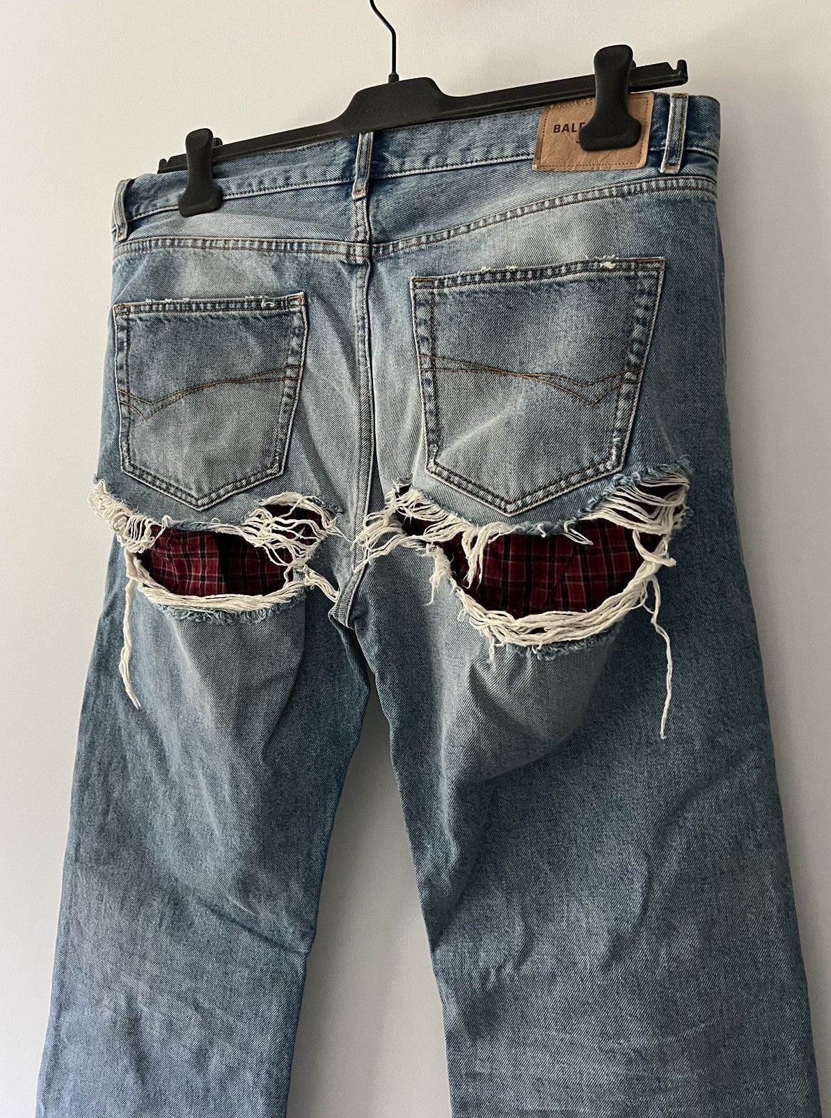Balenciaga Balenciaga Ripped Distressed Jeans with Boxers Size US 31 - 1 Thumbnail