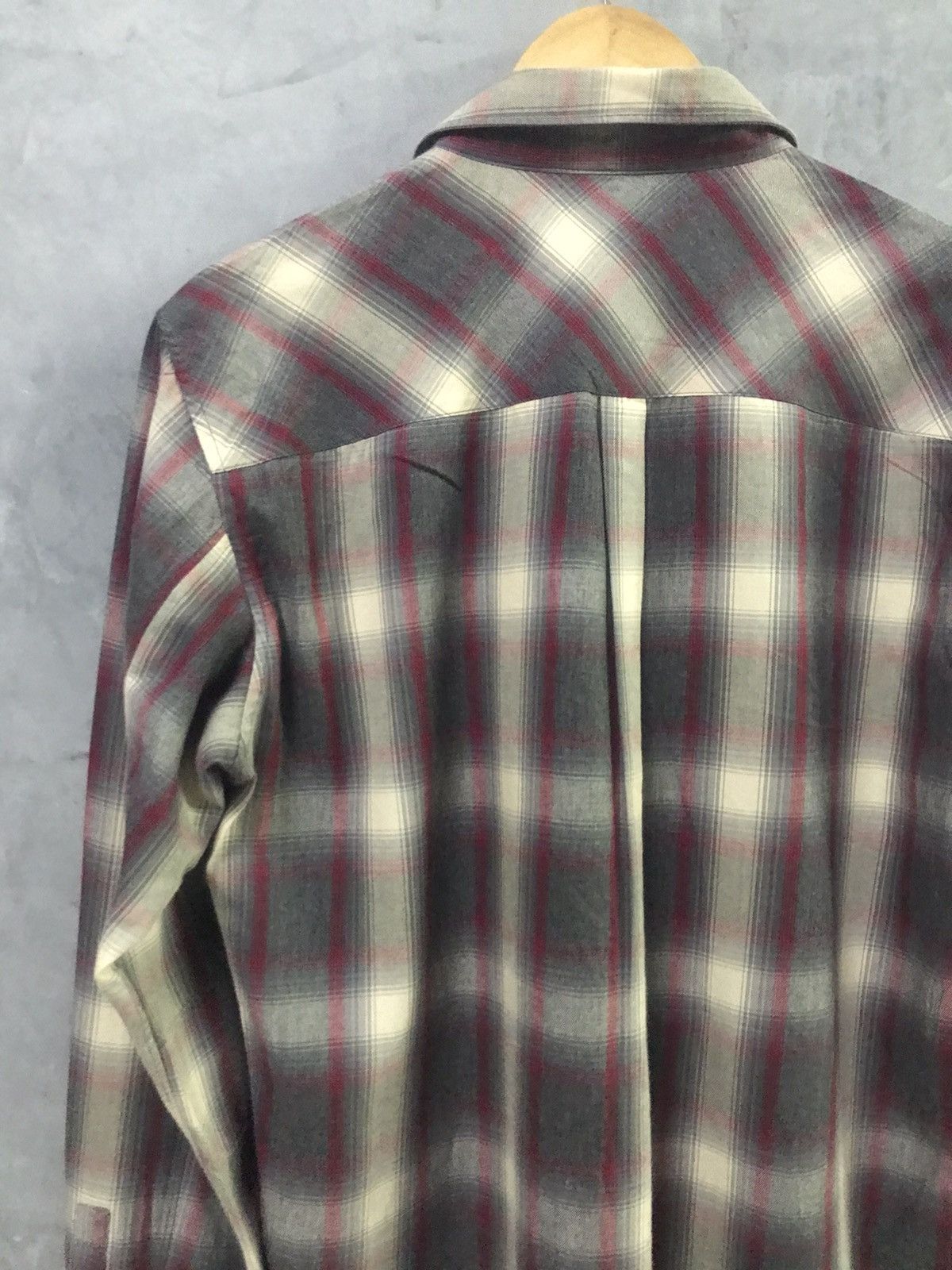 Undercover × Uniqlo Uniqlo x Undercover UU Flannel Shirt Size US M / EU 48-50 / 2 - 13 Thumbnail