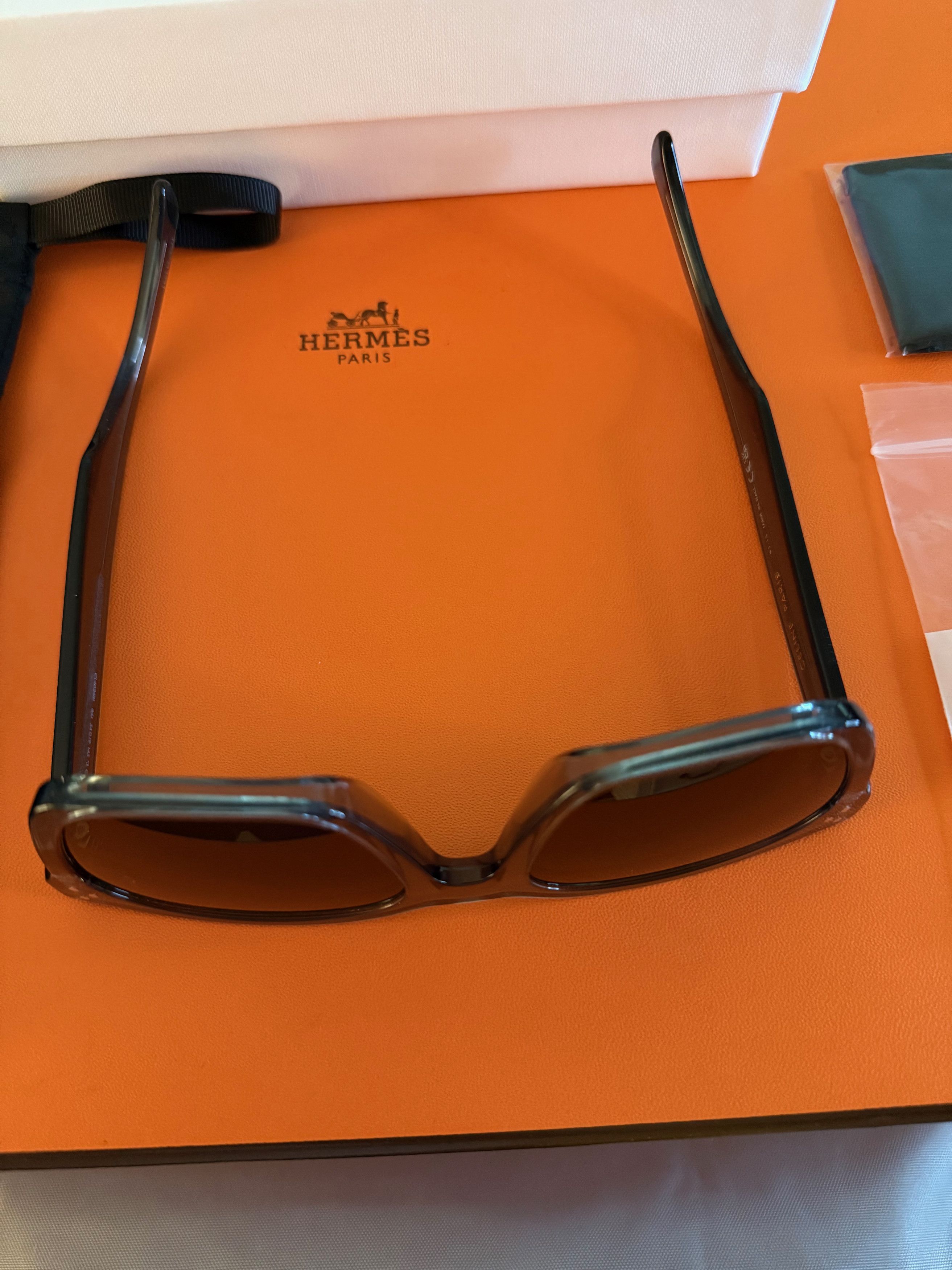 Celine Coveted Effortless Cool NEW $515 w/tax CELINE Tinted Acetate Size ONE SIZE - 18 Thumbnail