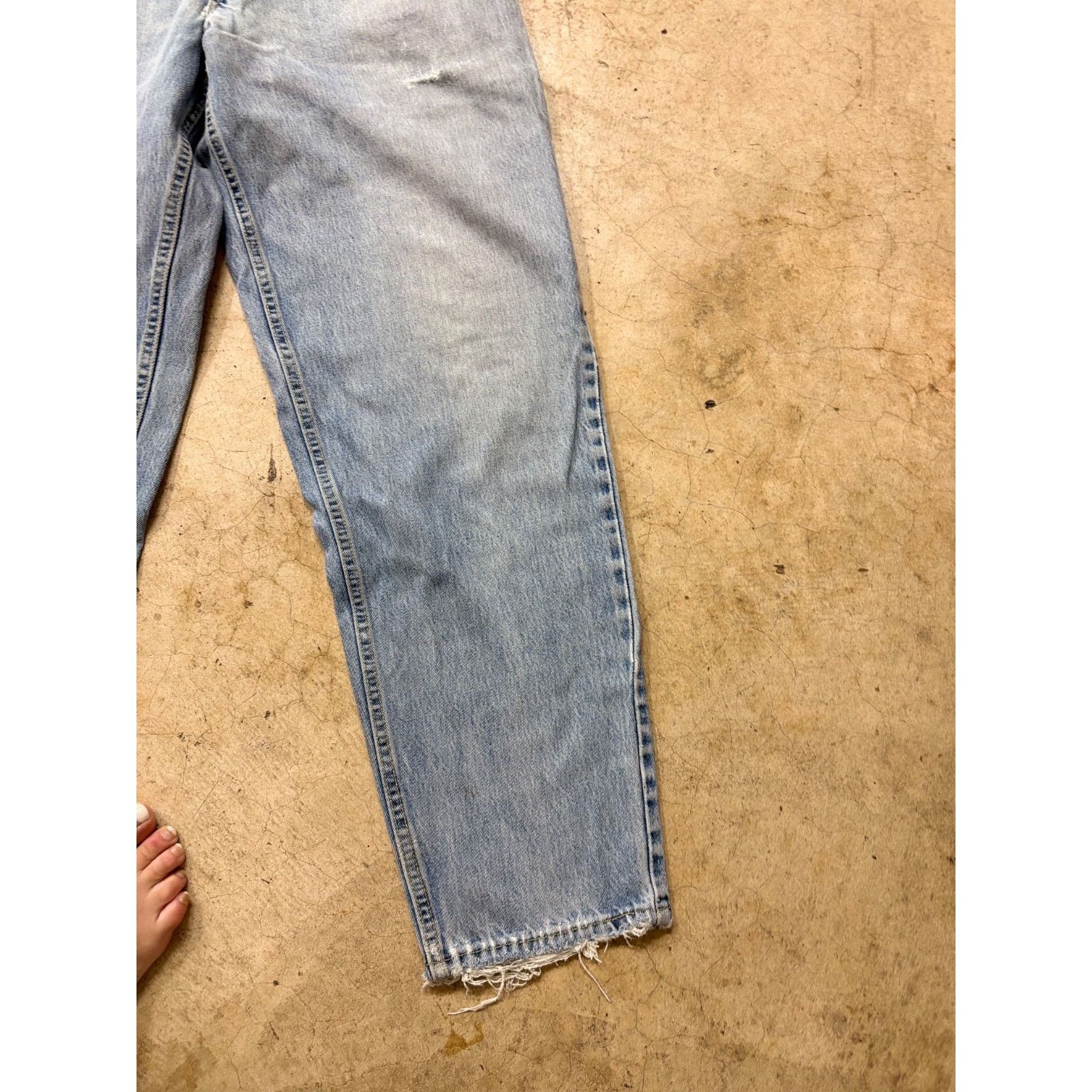 Levi's VTG Levi’s 570 Baggy Fit Jeans 34x34 Light Wash Y2K Size US 34 / EU 50 - 13 Thumbnail