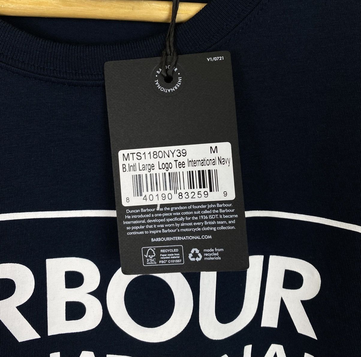 Barbour Barbour International Tailored Fit T-Shirt Men’s Size M Top Size US M / EU 48-50 / 2 - 5 Thumbnail