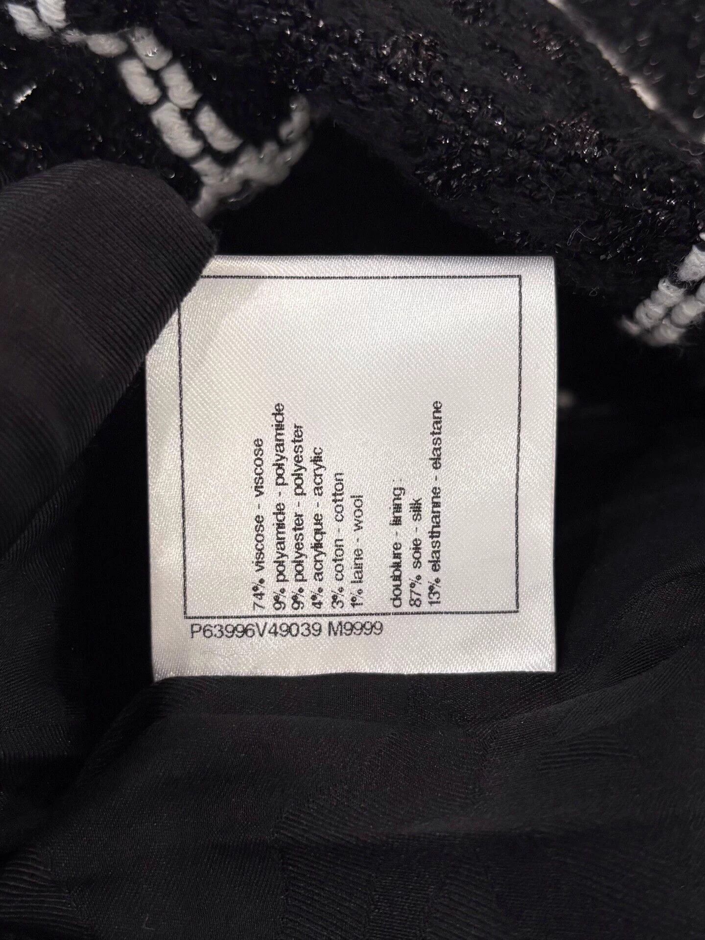 Chanel Chanel Rooftop black white check CC crystal button pants 40 Size 28" / US 6 / IT 42 - 7 Thumbnail