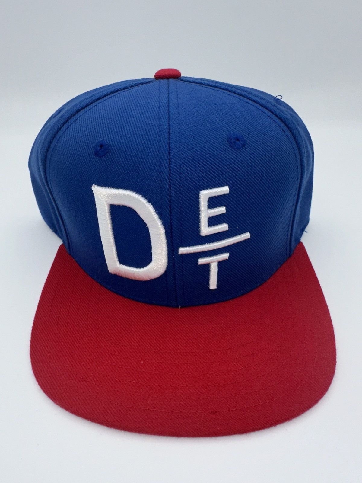 American Needle American Needle 1918 Detroit Piston SnapBack Size ONE SIZE - 1 Thumbnail