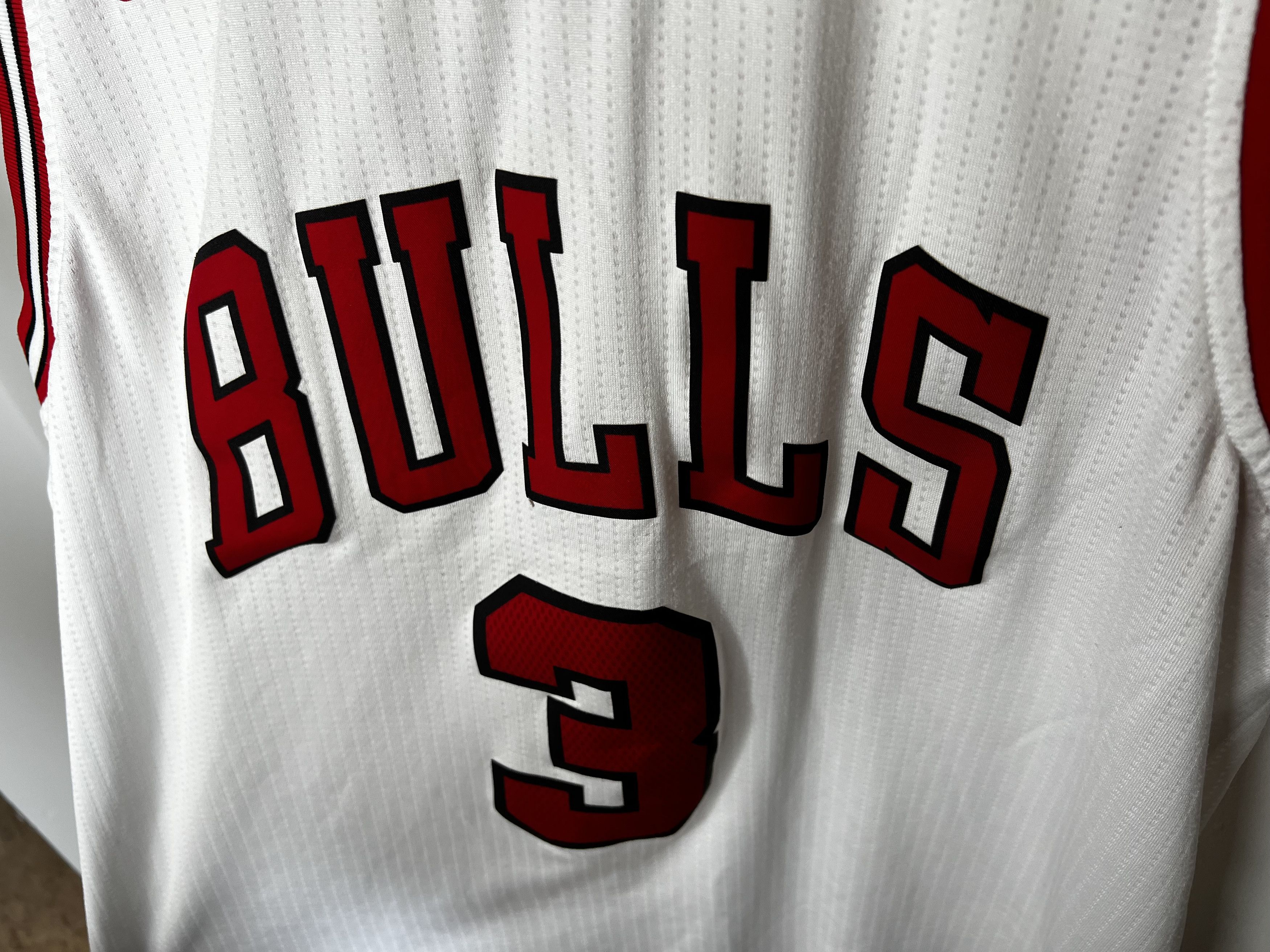 Adidas WADE #3 CHICAGO BULLS 2016 HOME NBA BASKETBALL JERSEY SHIRT Size US M / EU 48-50 / 2 - 4 Thumbnail