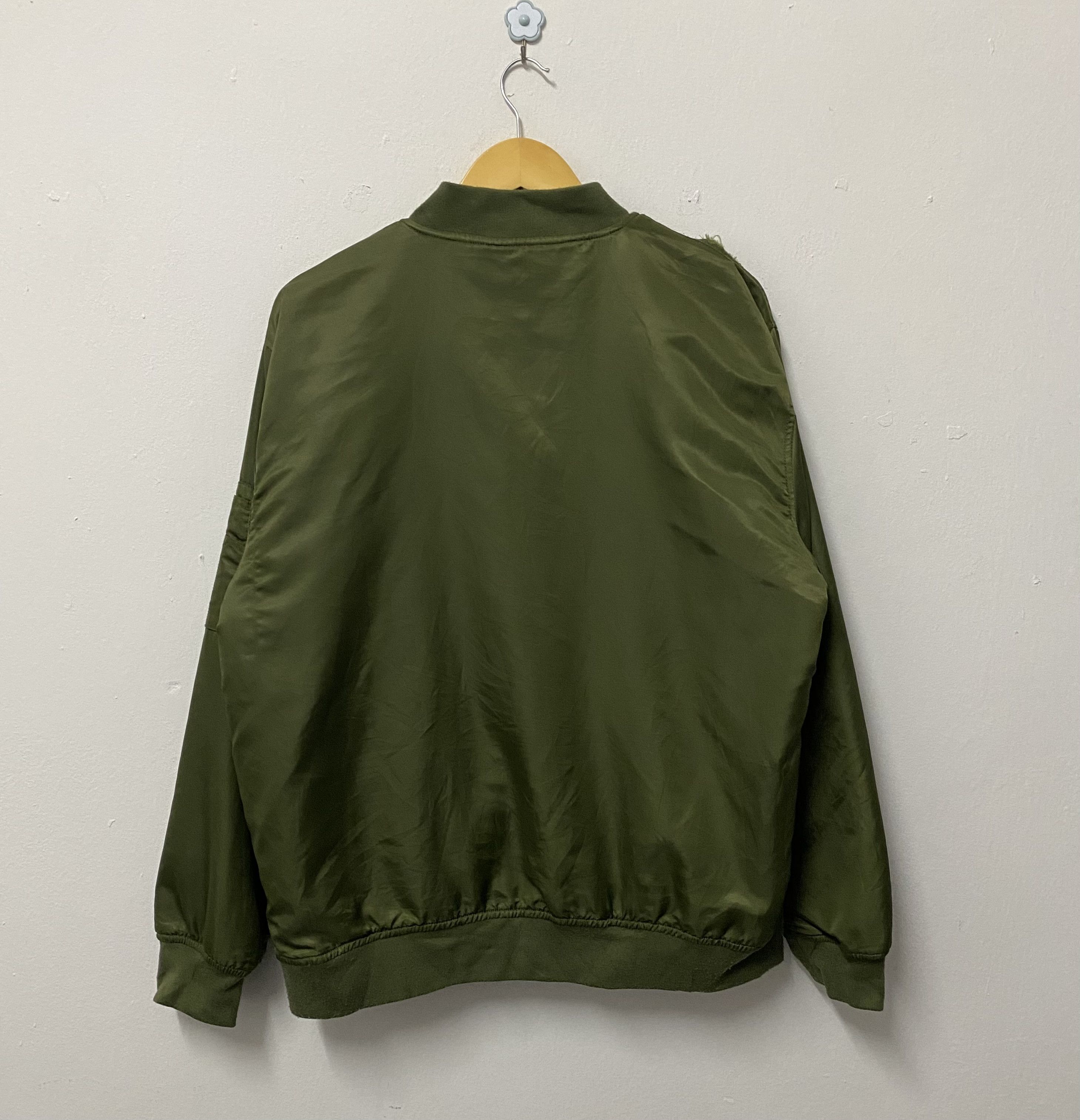 Katharine Hamnett London Vintage Katharine Hamnett Reversible Bomber/Fleece Jacket Size US L / EU 52-54 / 3 - 2 Thumbnail